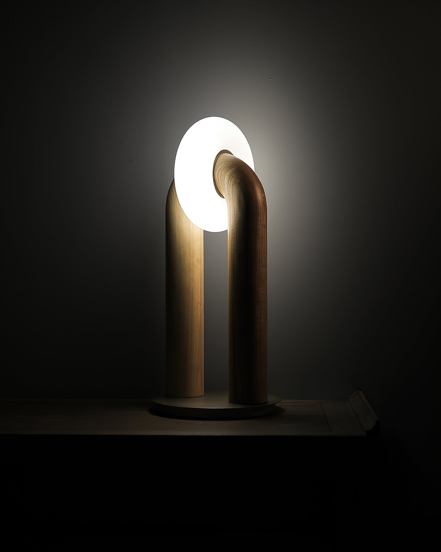 Arcadia Table Lamp - Blowlighting