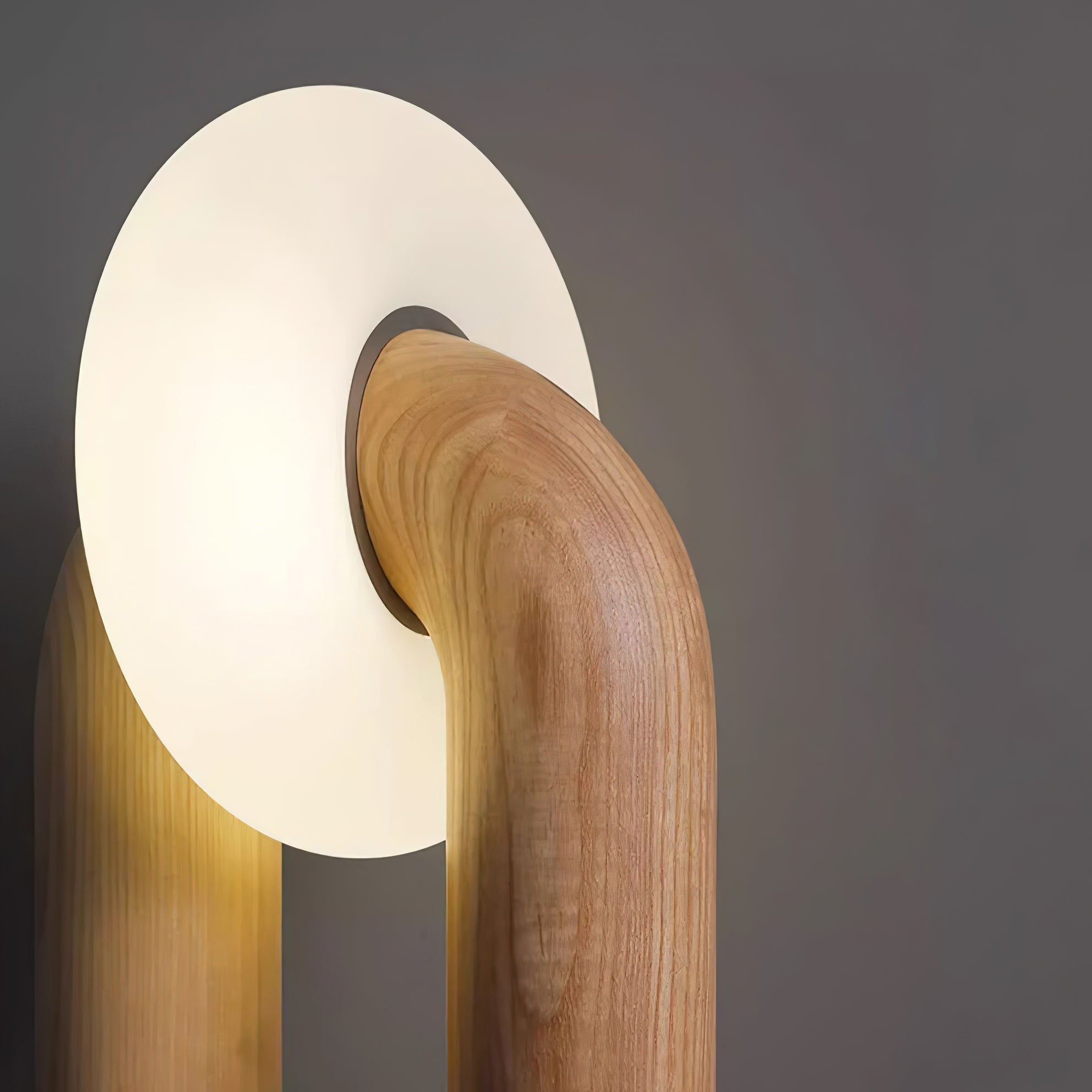 Arcadia Table Lamp - Blowlighting