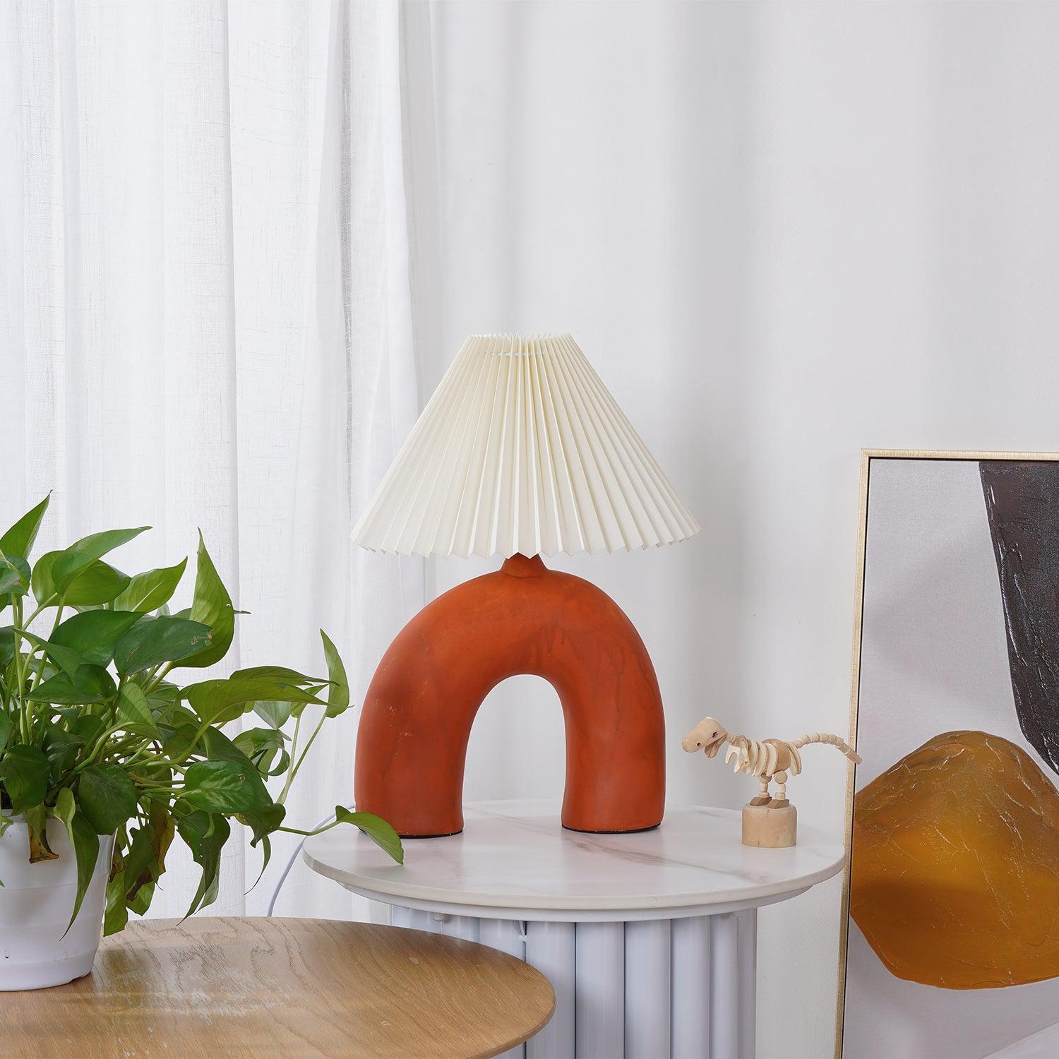 Arched Pleated Table Lamp - Blowlighting