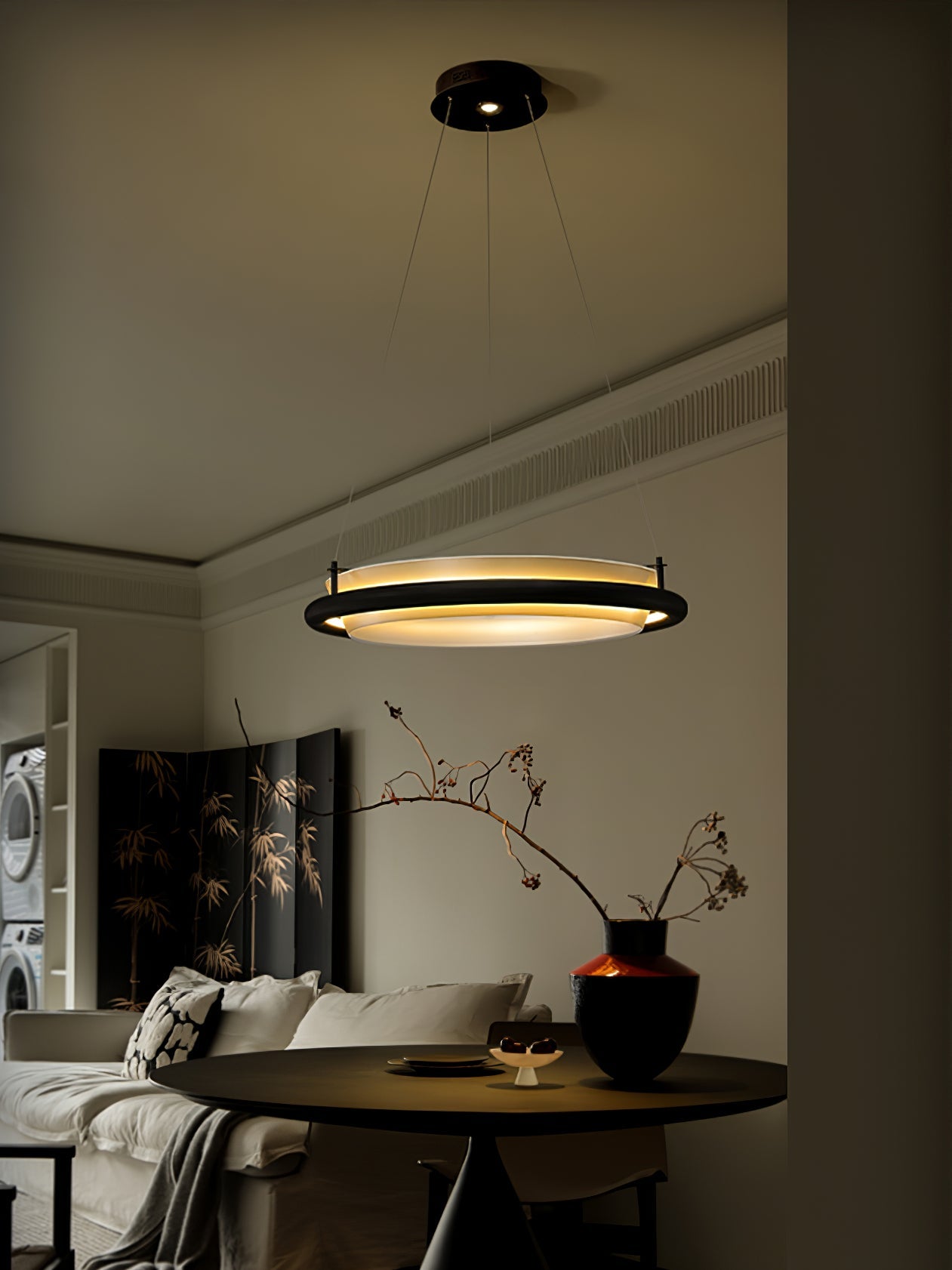 Olvelila Circular Metal Pendant Light - Blowlighting