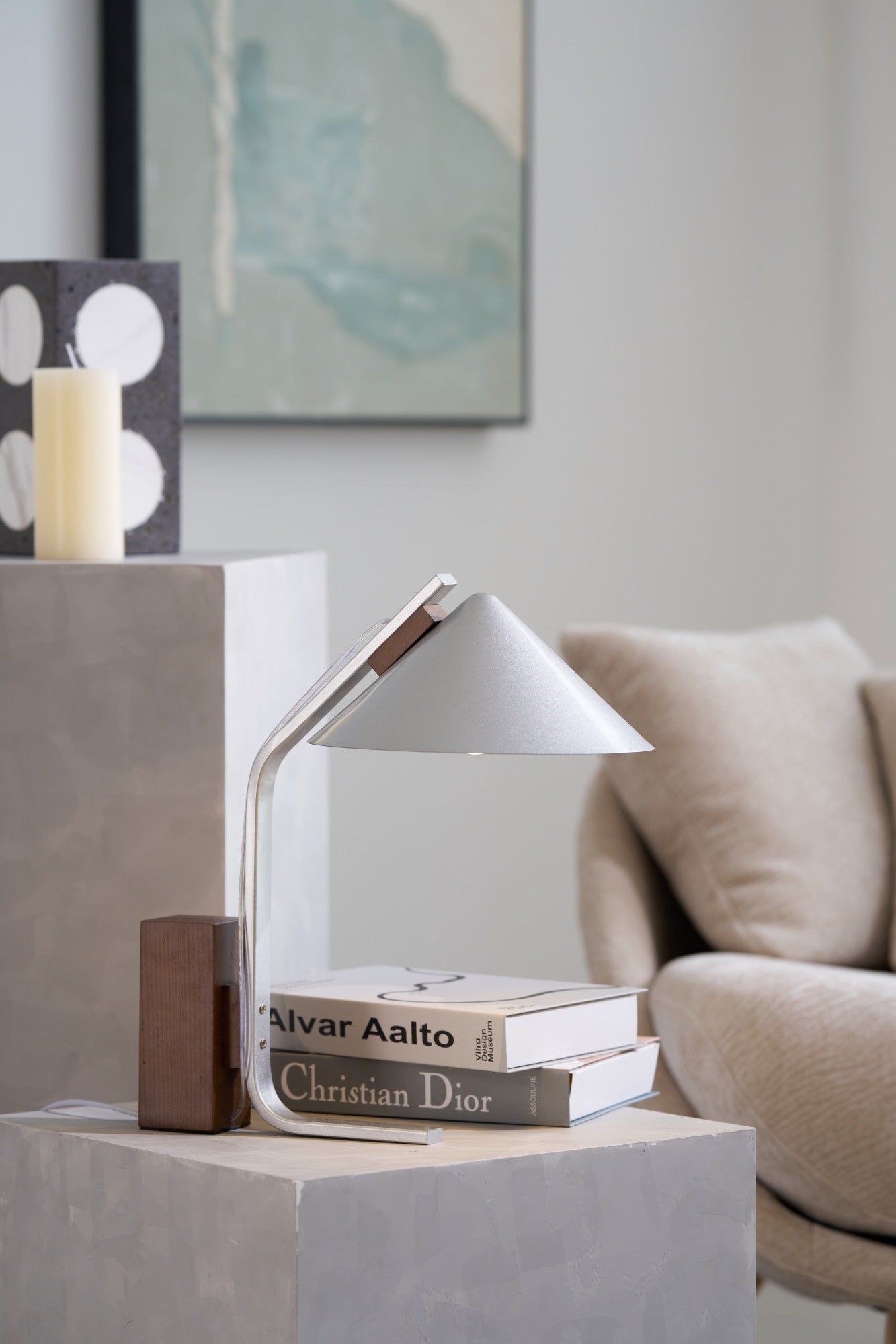 Arclune Desk Lamp - Blowlighting