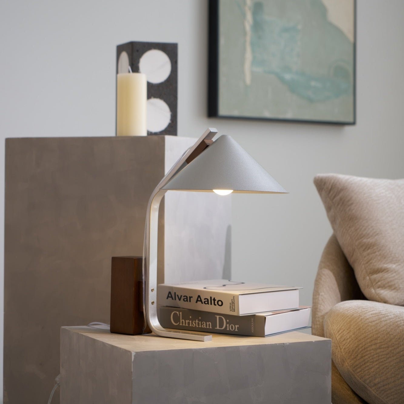 Arclune Desk Lamp - Blowlighting