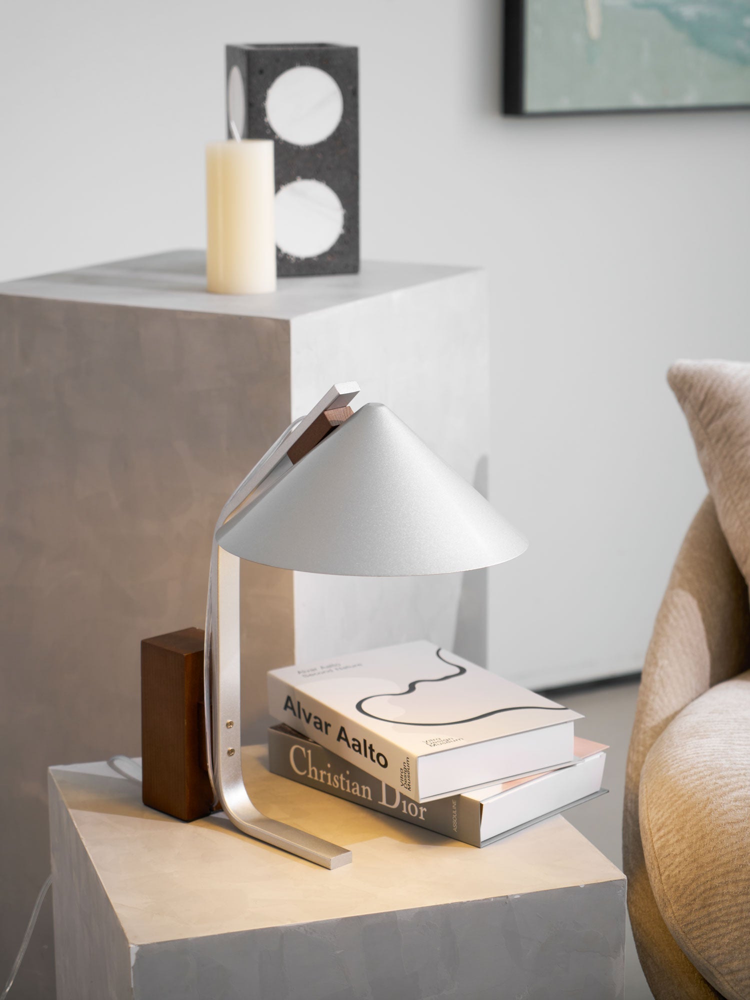 Arclune Desk Lamp - Blowlighting