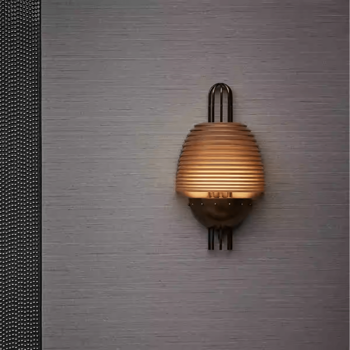 Arclune Ribbed Wall Lamp - Vakkerlight