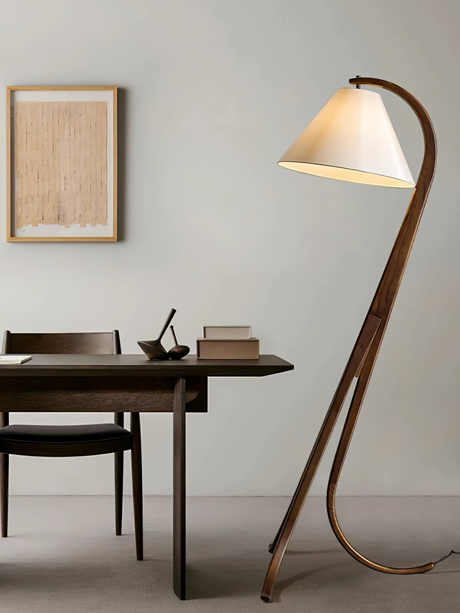 Udorila Curved Wood Floor Lamp - Blowlighting