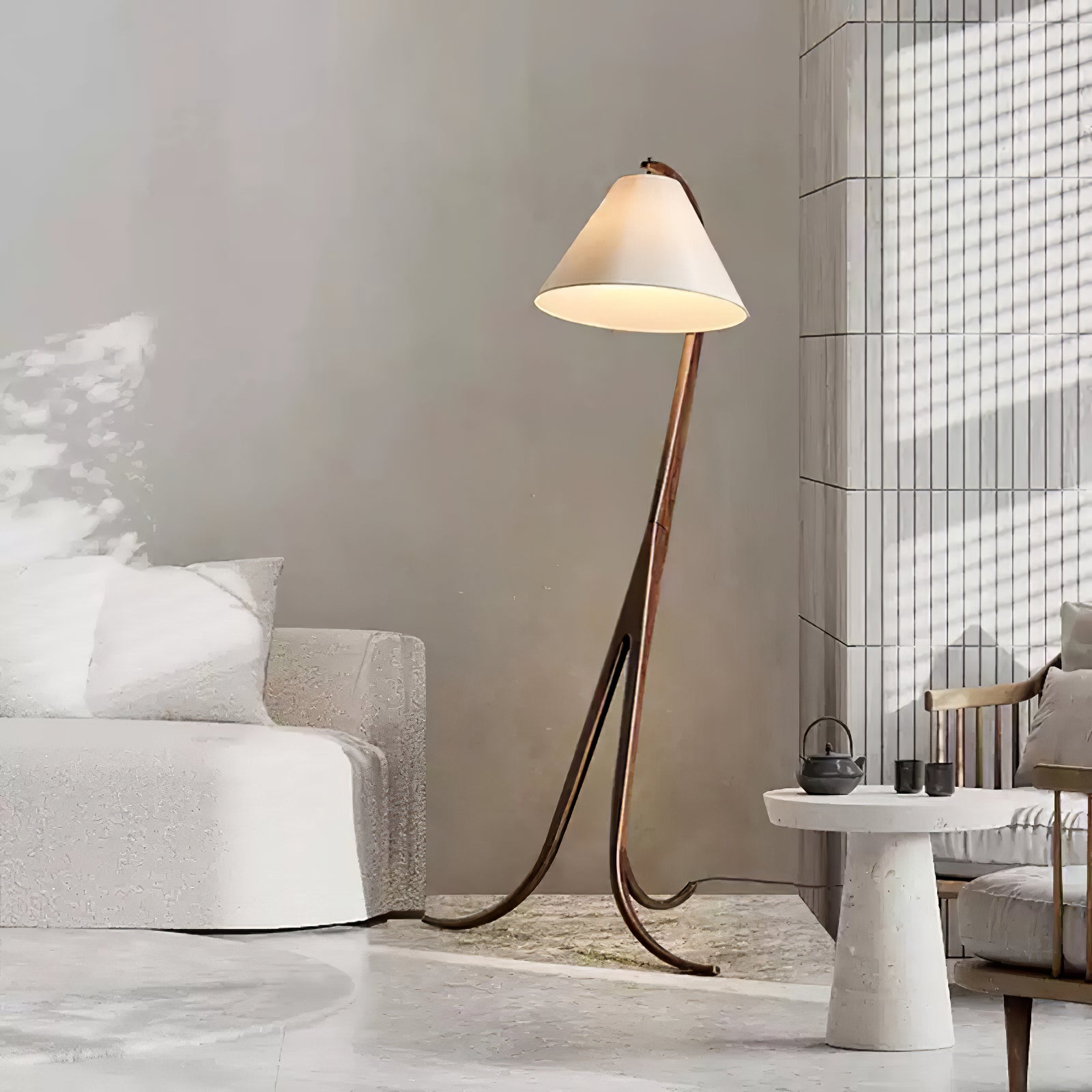 Udorila Curved Wood Floor Lamp - Blowlighting