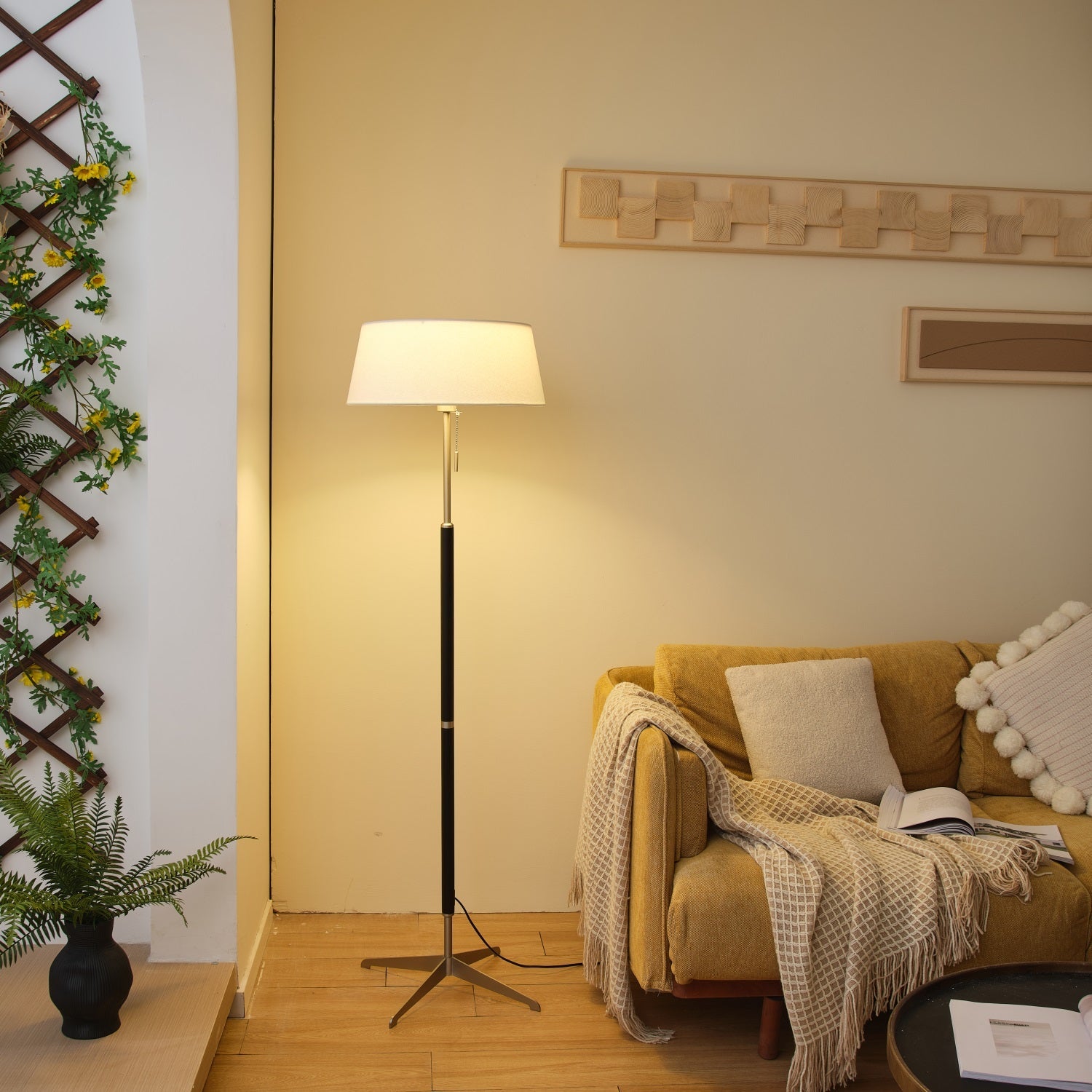 Eliana Modern Metal Floor Lamp - Blowlighting