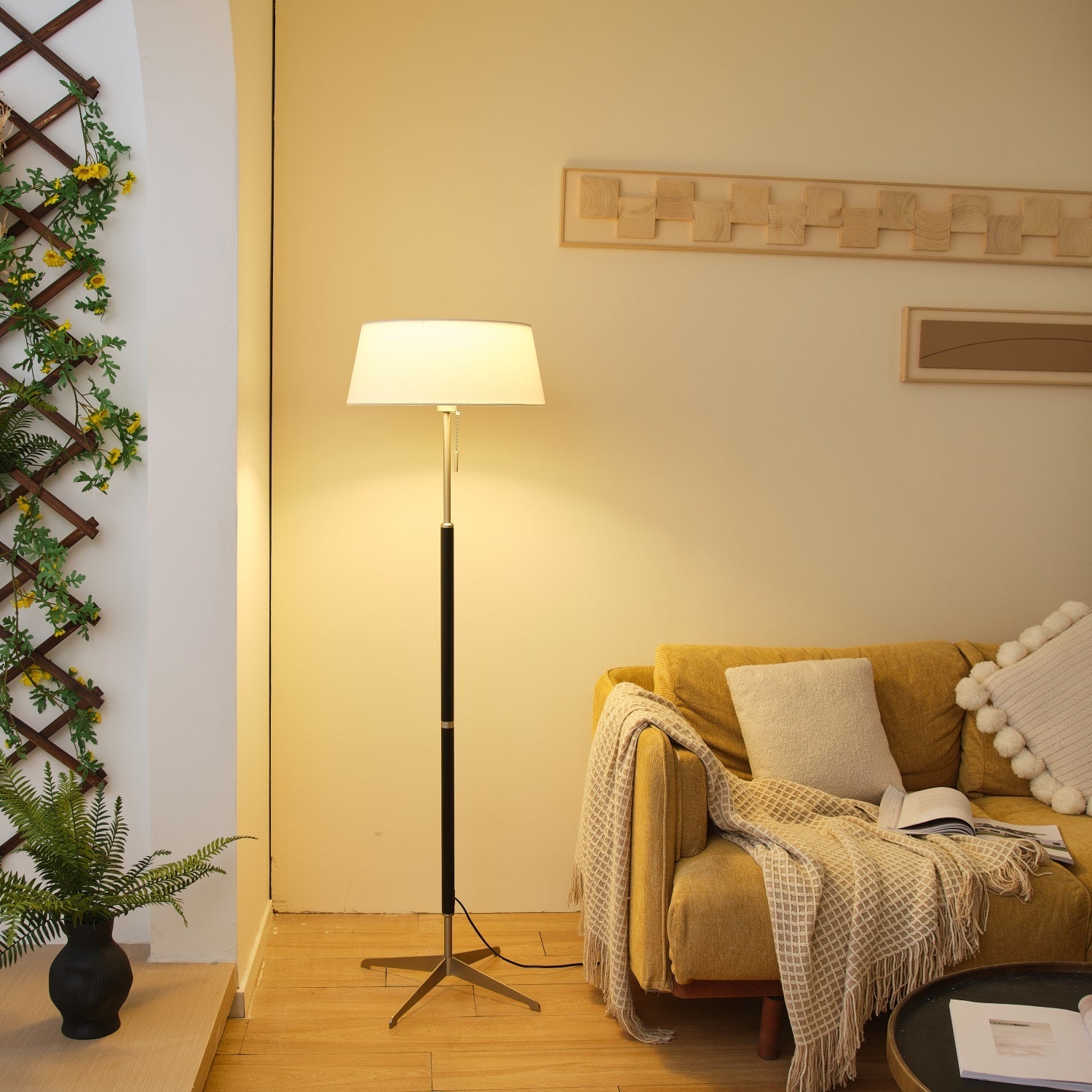 Eliana Modern Metal Floor Lamp - Blowlighting