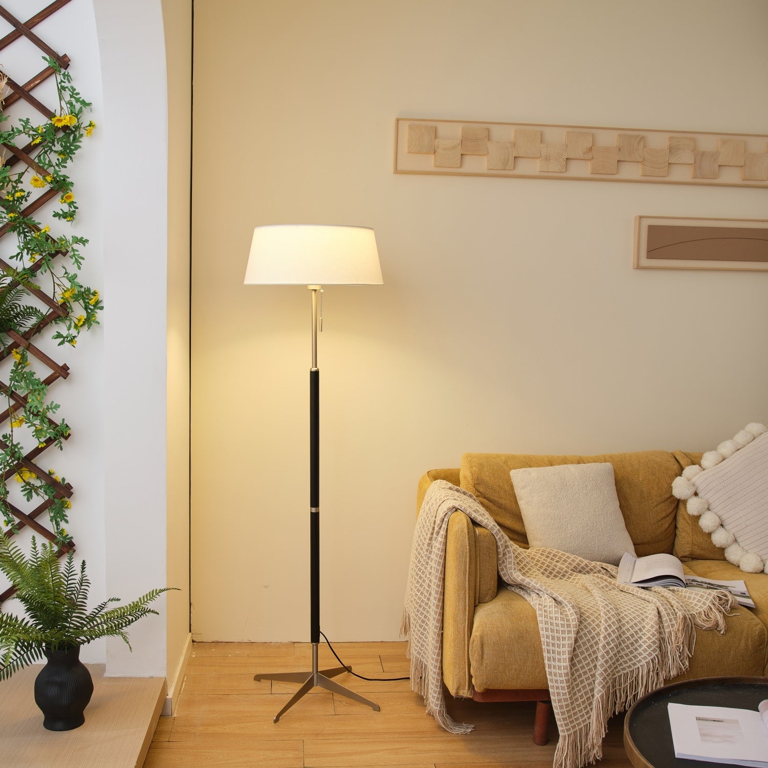 Eliana Modern Metal Floor Lamp - Blowlighting