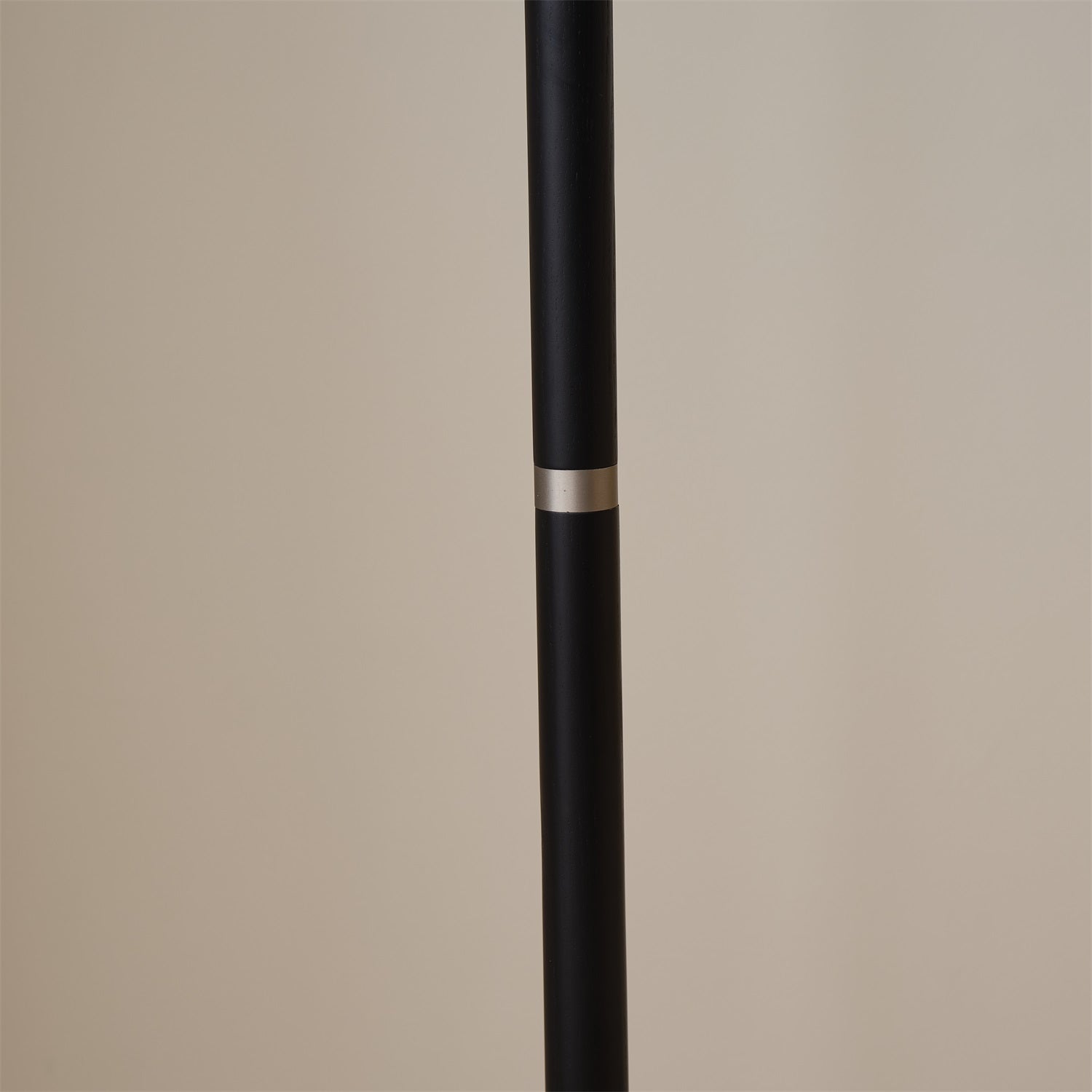 Eliana Modern Metal Floor Lamp - Blowlighting