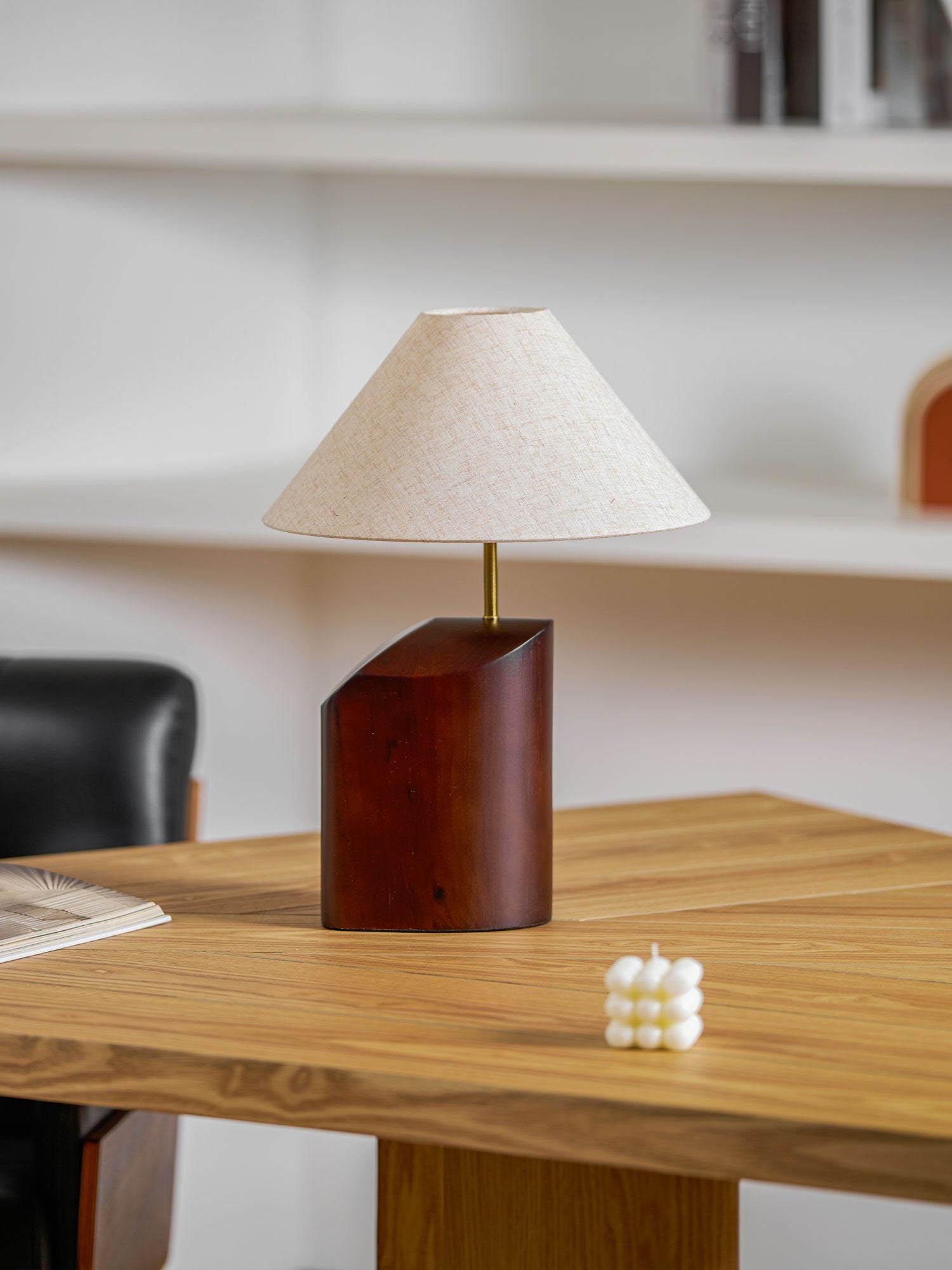 Arden Curve Table Lamp - Blowlighting
