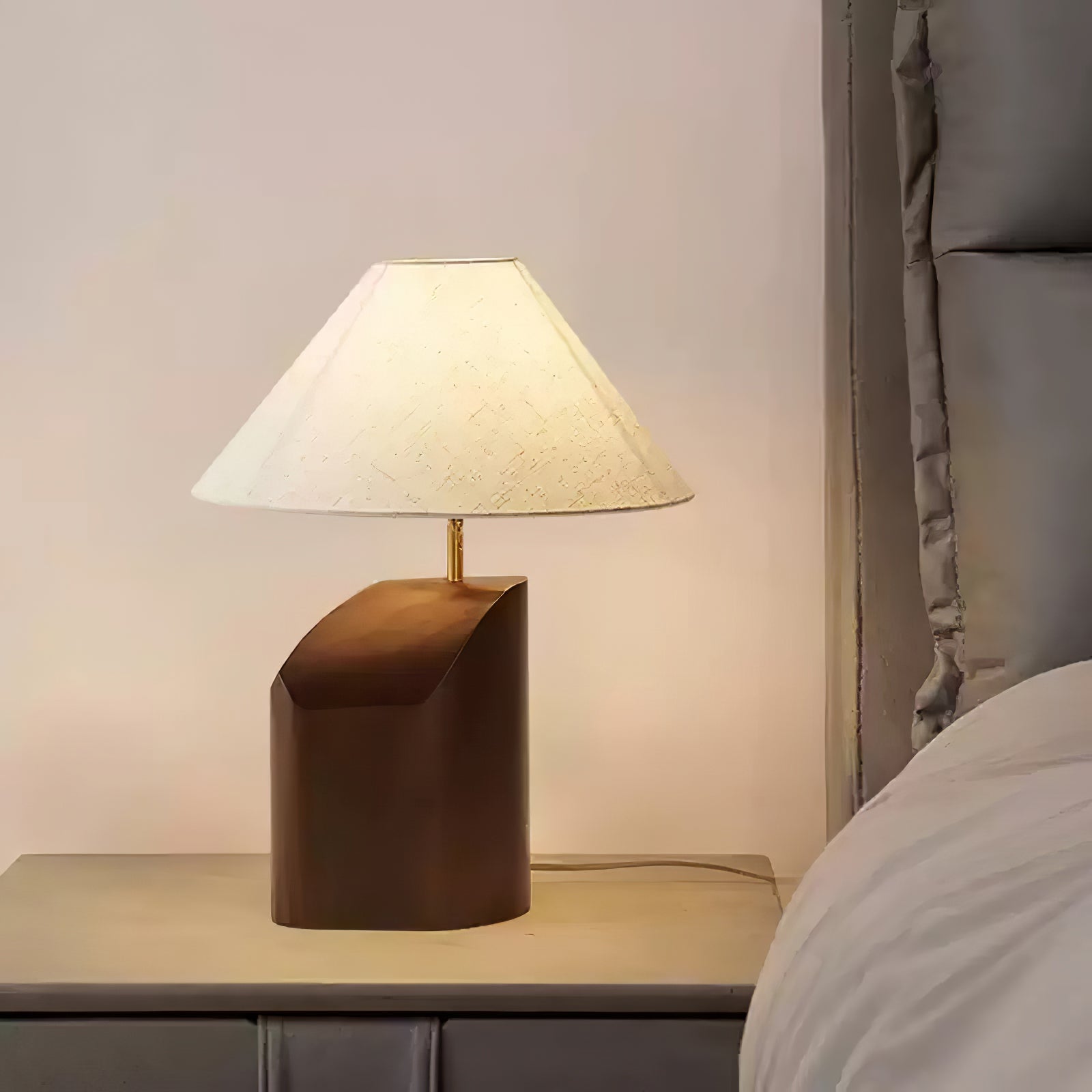 Arden Curve Table Lamp - Blowlighting