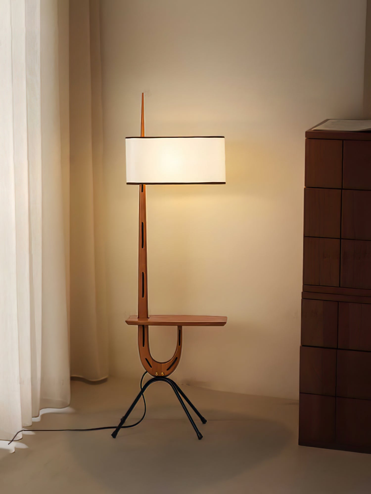 Vemara Mid Century Wood Floor Lamp - Blowlighting