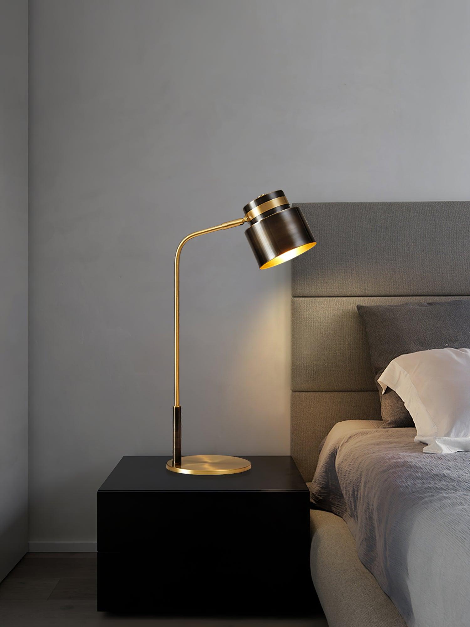 Ari Scandustrial Table Lamp - Blowlighting