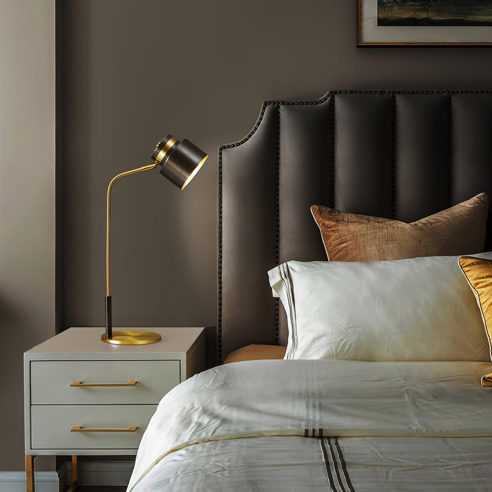 Ari Scandustrial Table Lamp - Blowlighting