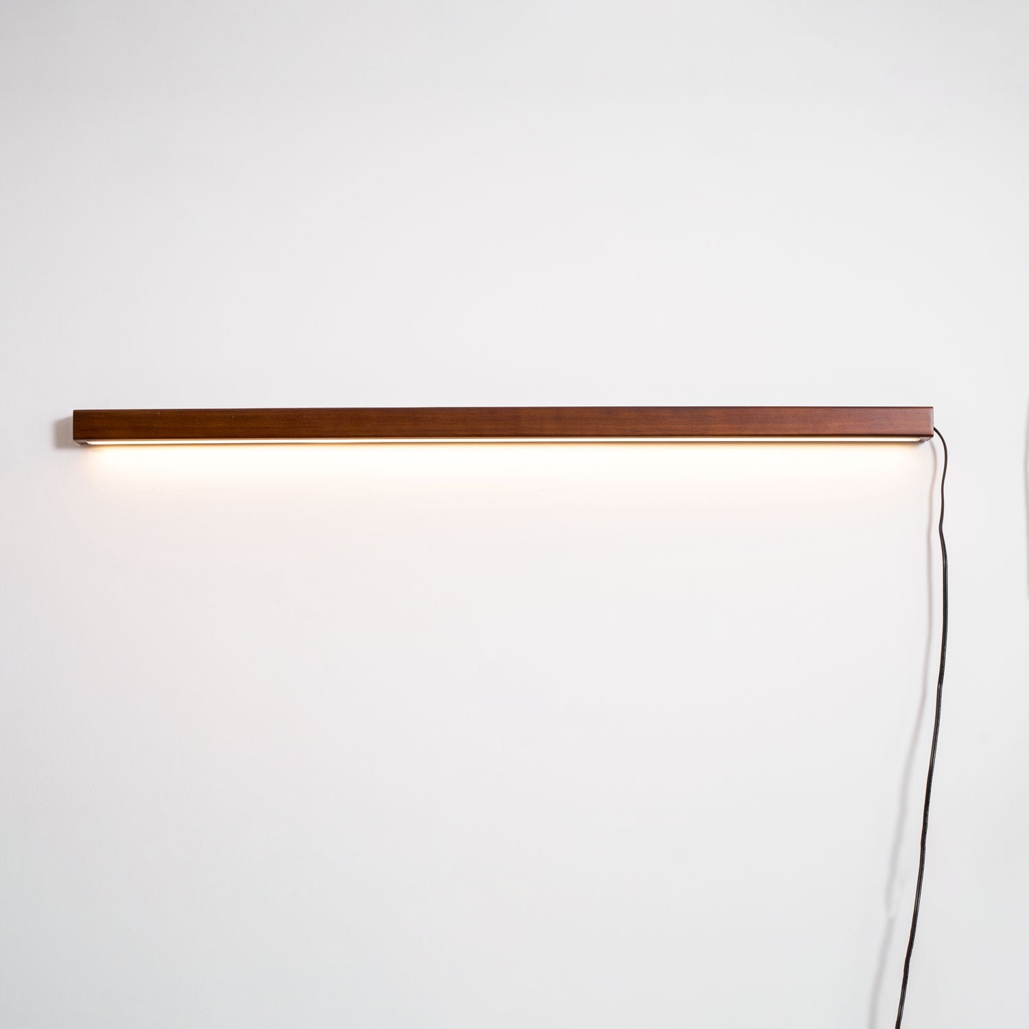 Arlo Linear Wood Plug-in Wall Light - Blowlighting
