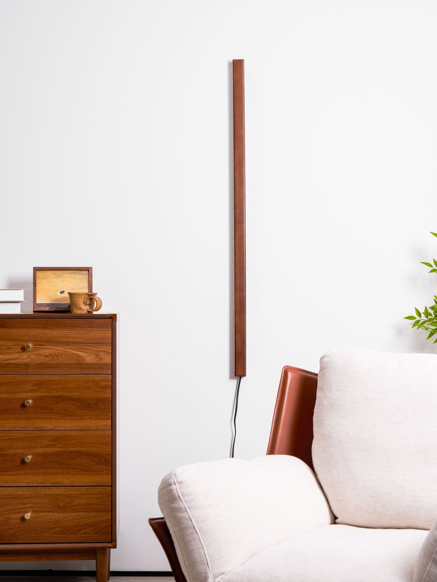 Arlo Linear Wood Plug-in Wall Light - Blowlighting