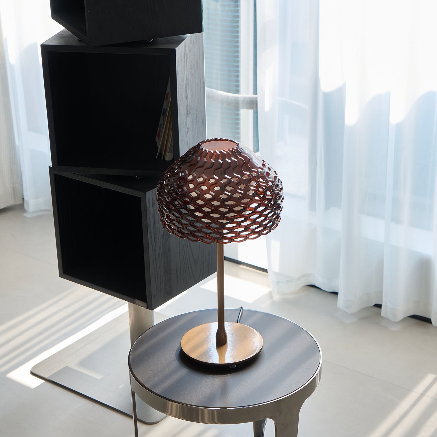 Armadillo Table Lamp - Blowlighting