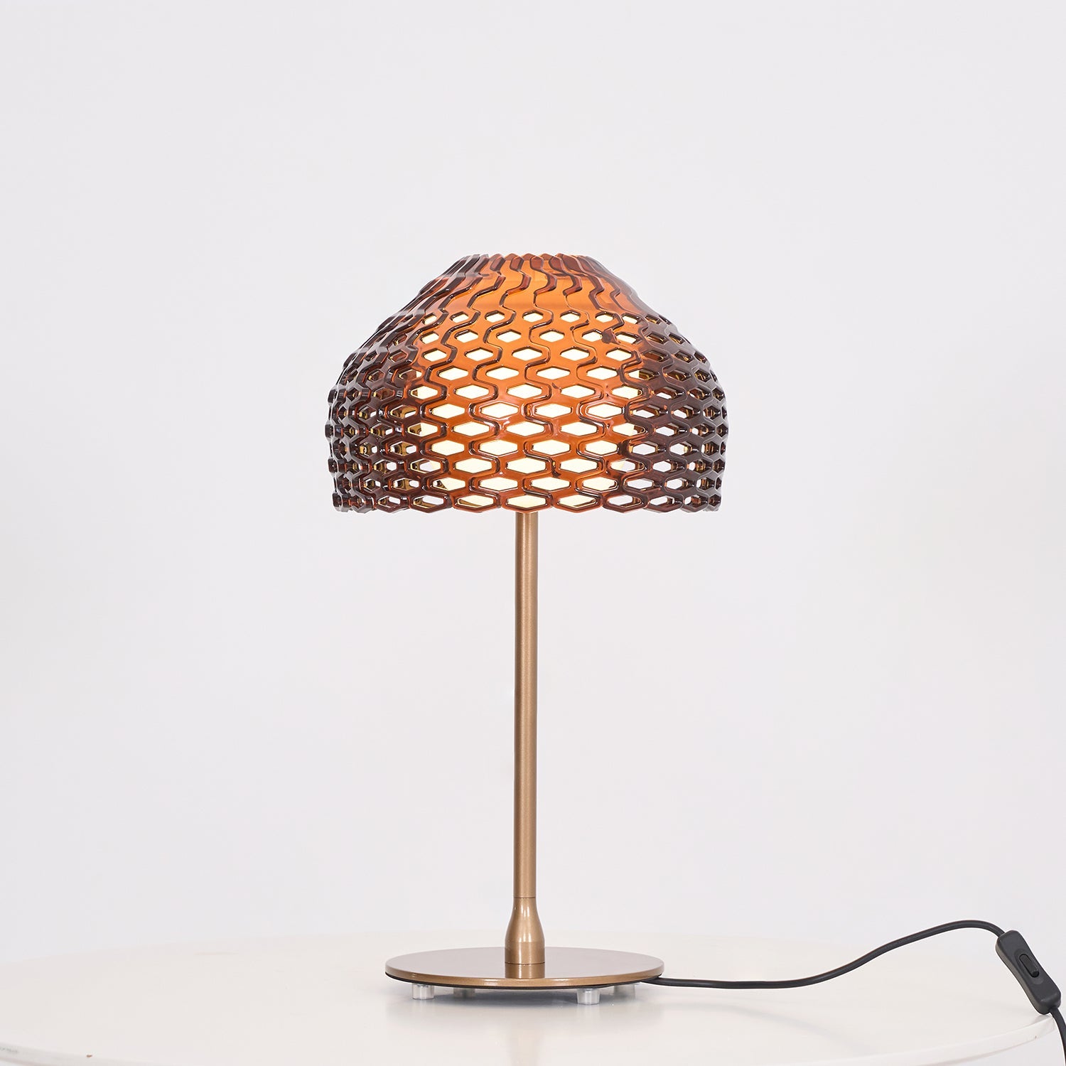 Armadillo Table Lamp - Blowlighting