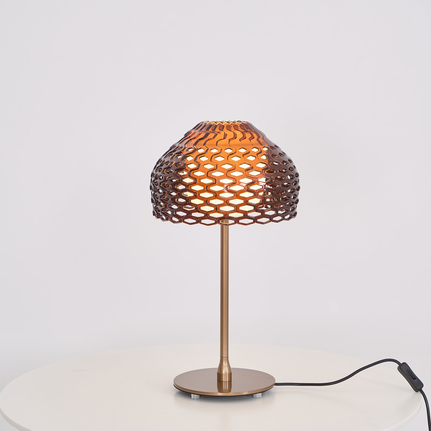 Armadillo Table Lamp - Blowlighting