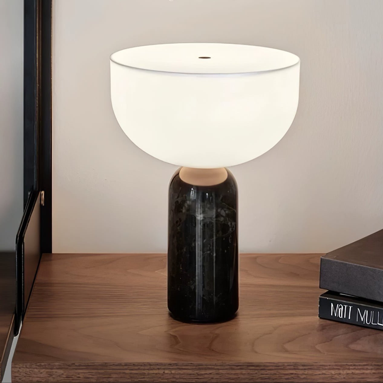 Arno Sphere Marble Table Lamp - Blowlighting