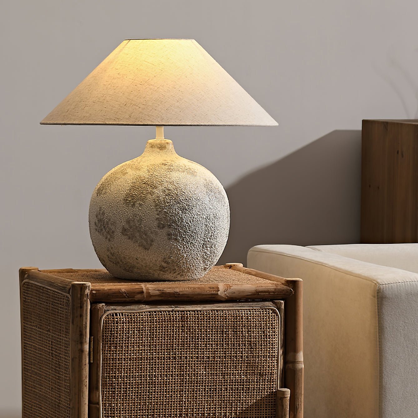 Arosa Table Lamp - Blowlighting