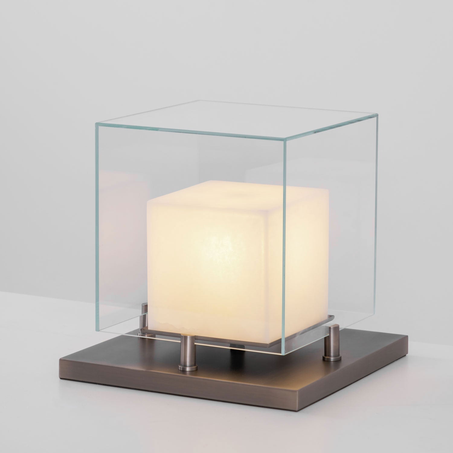 Cubo Alabaster Table Lamp - Blowlighting