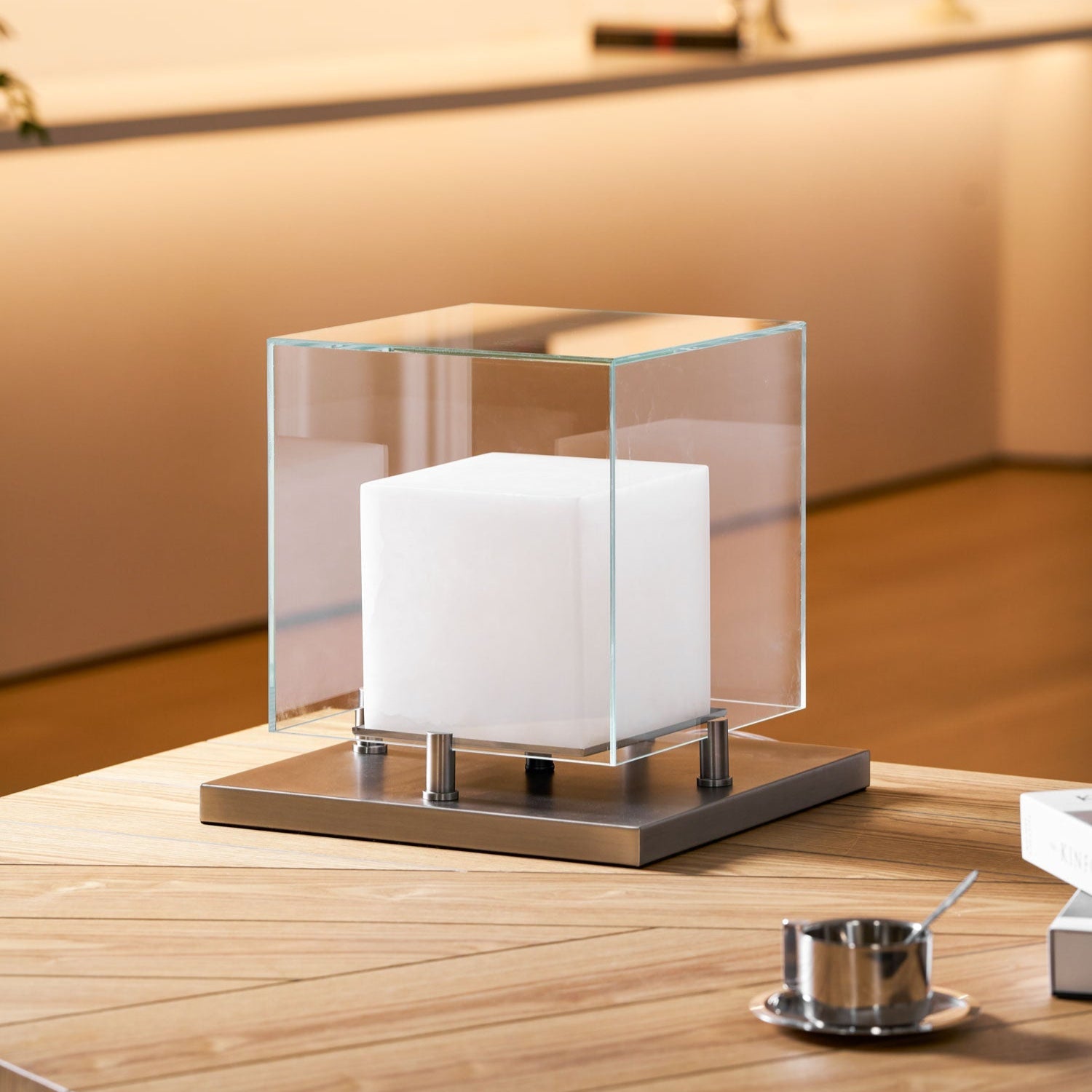 Cubo Alabaster Table Lamp - Blowlighting