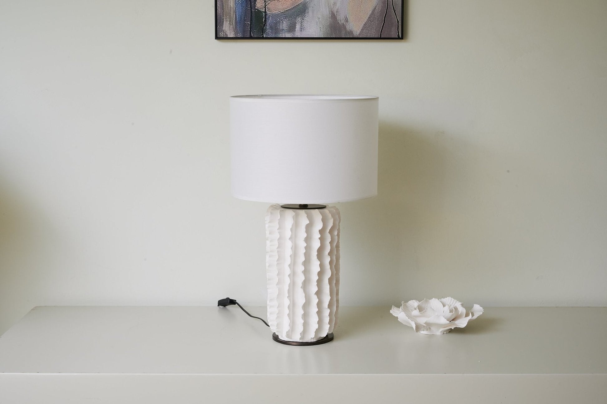 Arroyo Sculpted Ceramic Table Lamp - Blowlighting