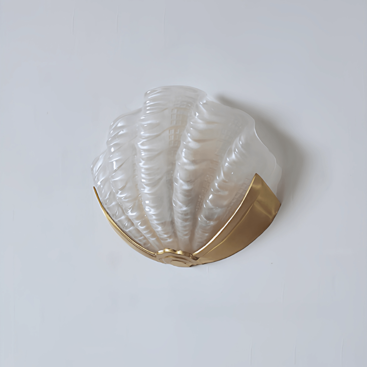 Art Deco Scallop Wall Light - Vakkerlight