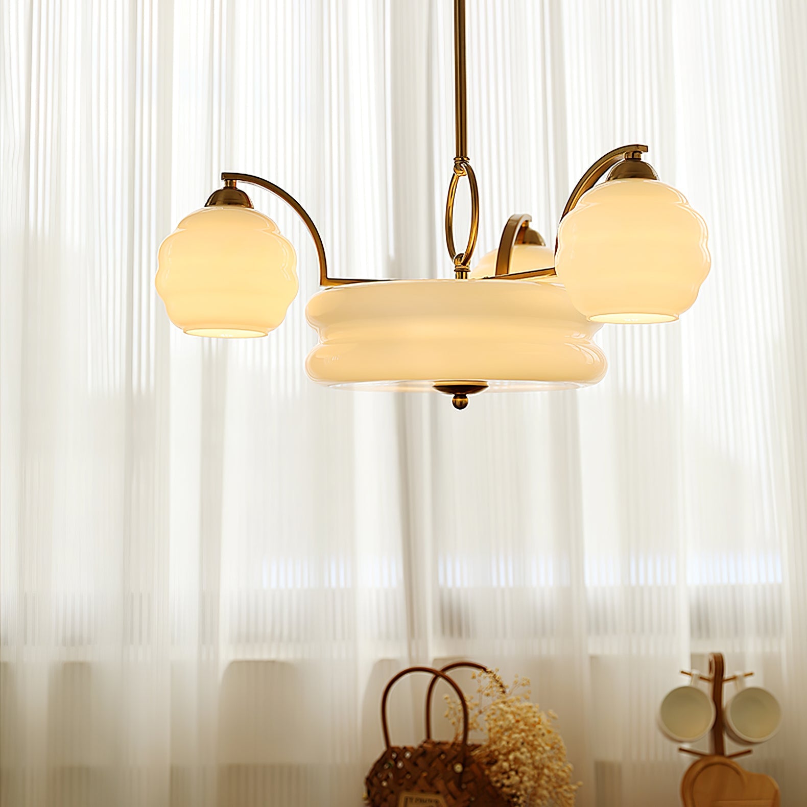 Art Deco Vintage Chandelier - Blowlighting
