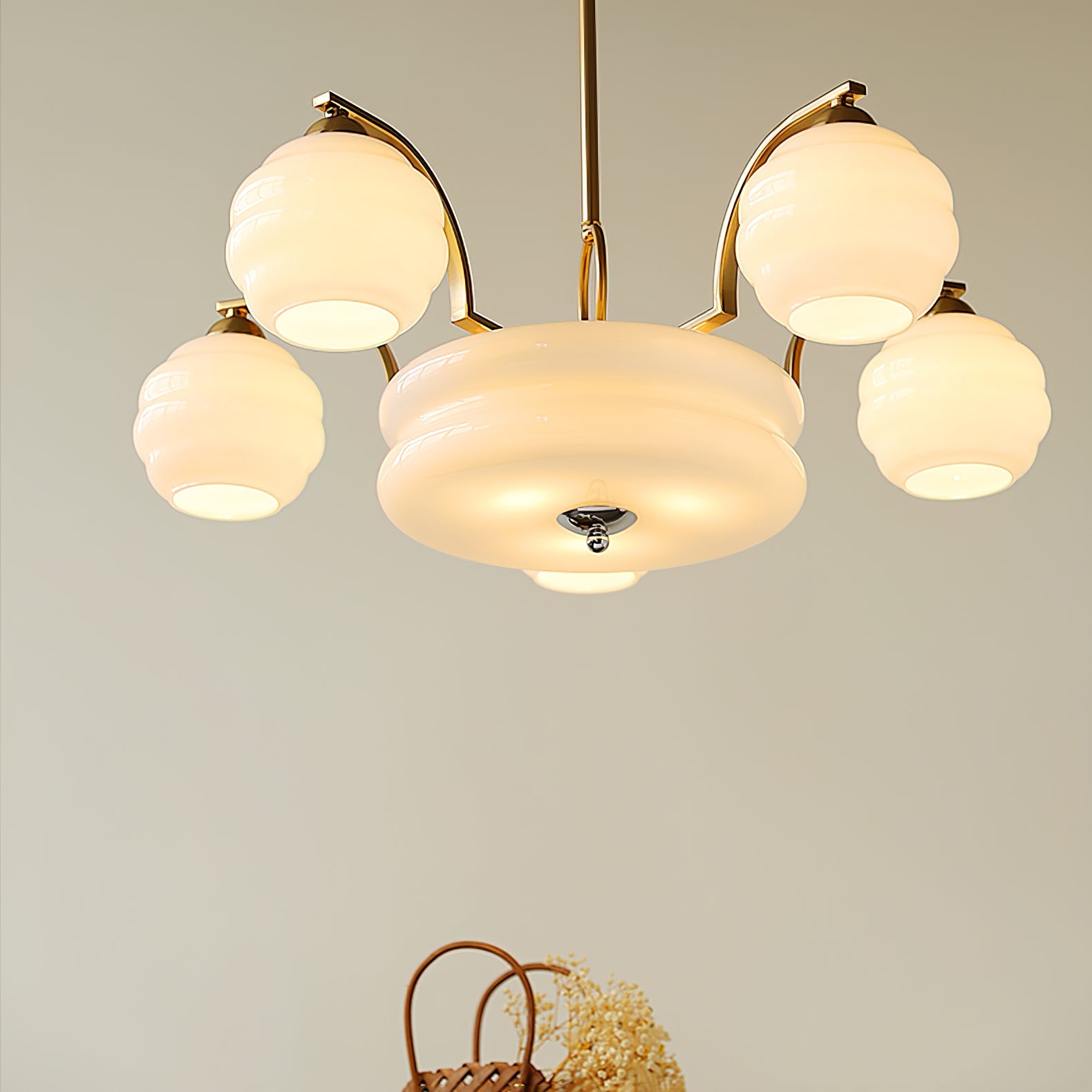 Art Deco Vintage Chandelier - Blowlighting