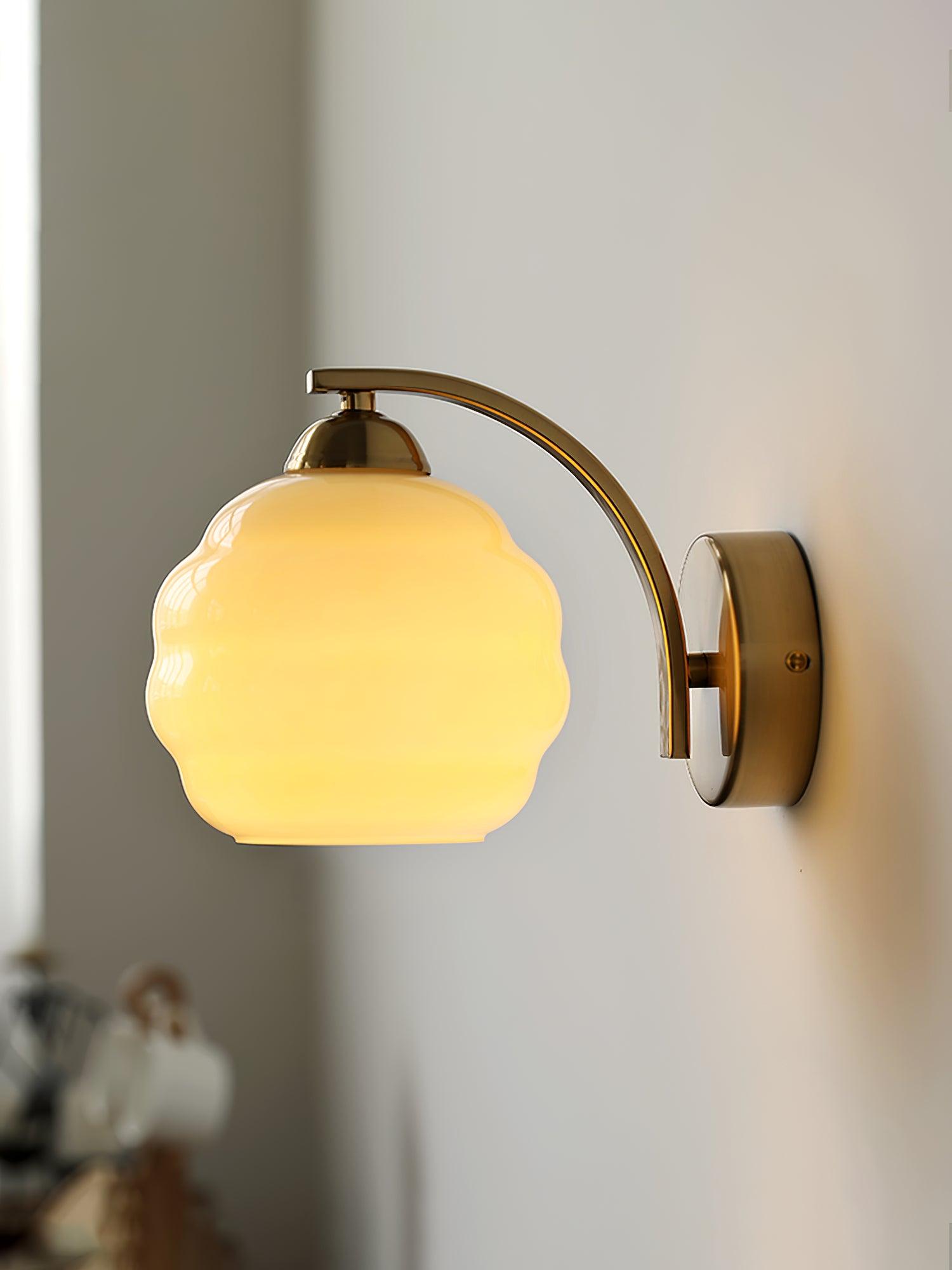 Art Deco Vintage Wall Lamp - Blowlighting