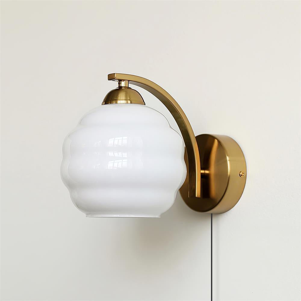 Art Deco Plug-in Wall Lamp - Blowlighting
