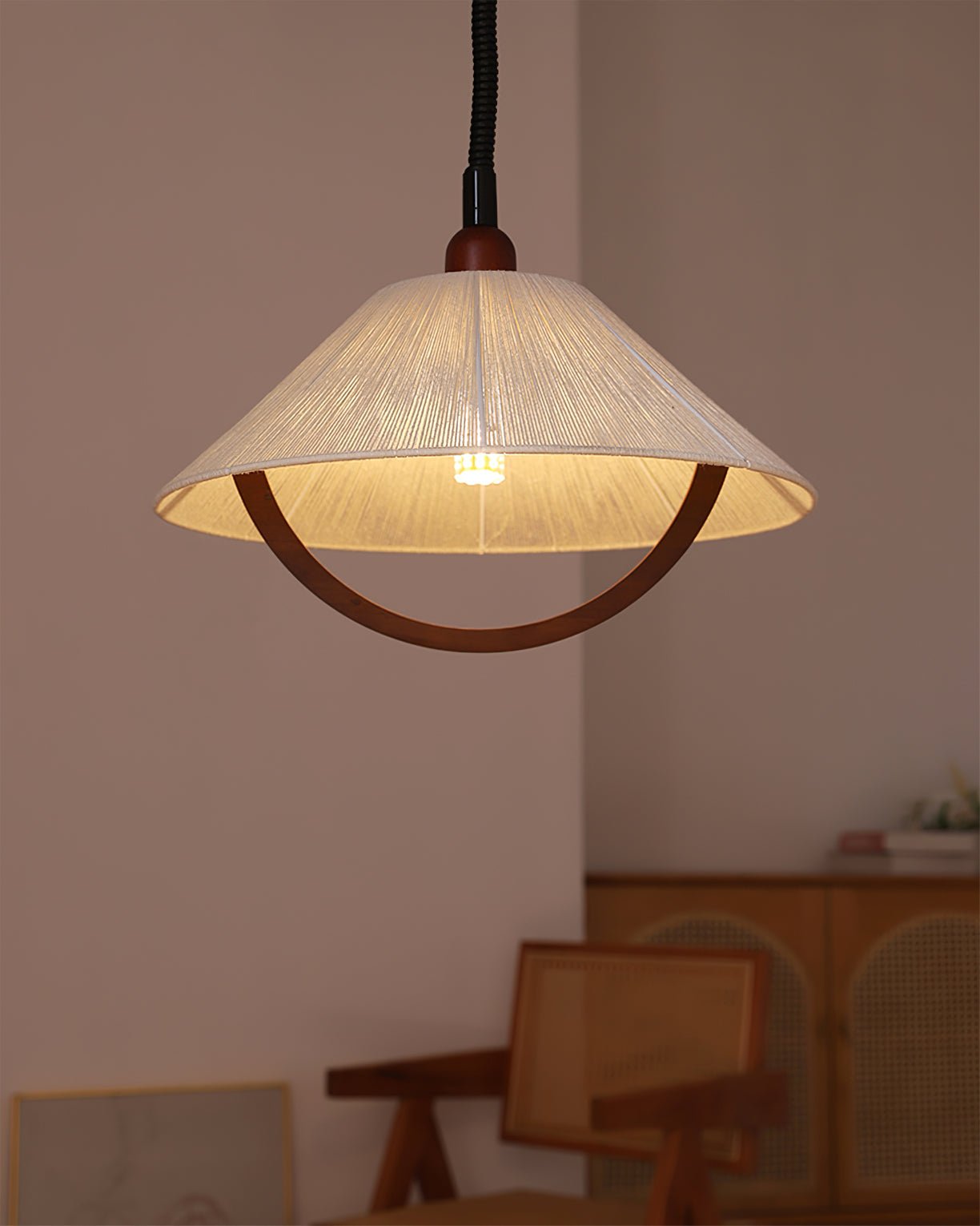 Arta Pendant Lamp - Blowlighting