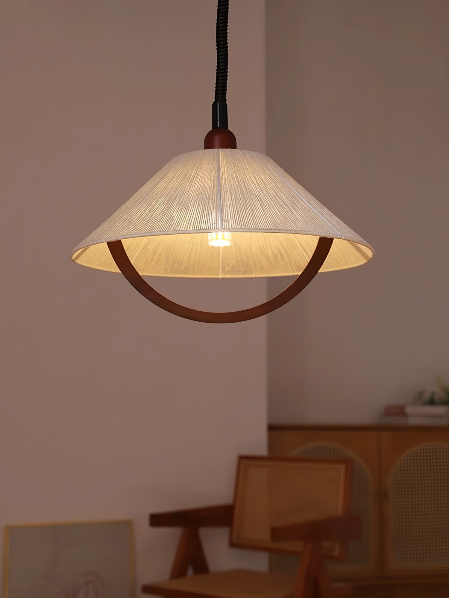 Arta Pendant Lamp - Blowlighting