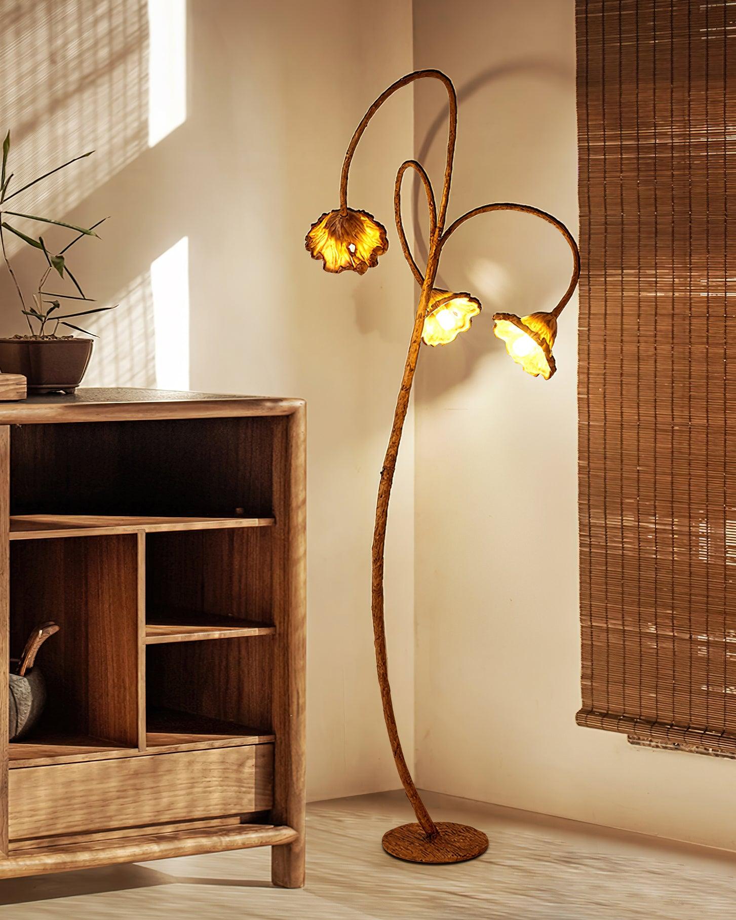 Artistic Lotus Leaf Floor Lamp - Blowlighting