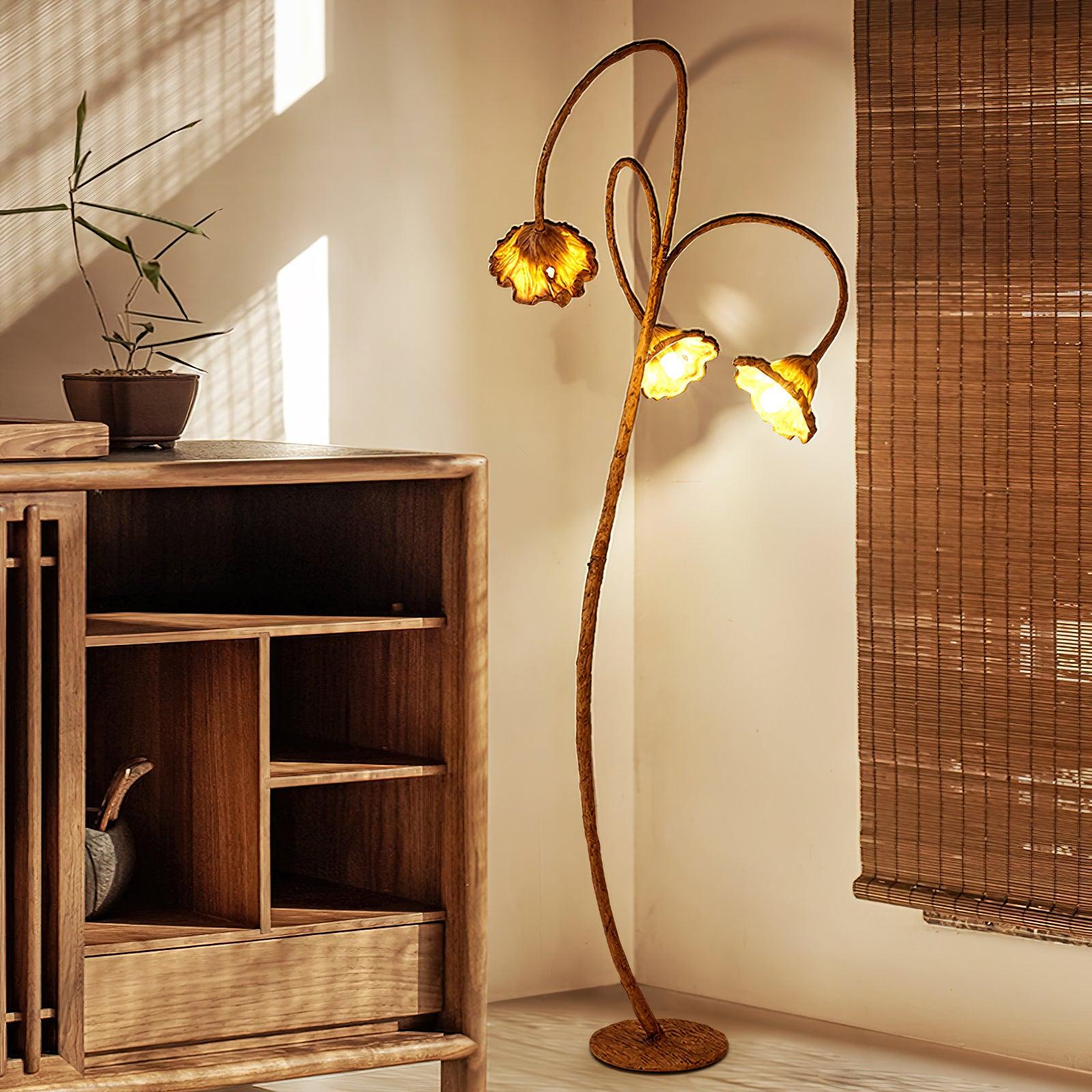 Artistic Lotus Leaf Floor Lamp - Blowlighting