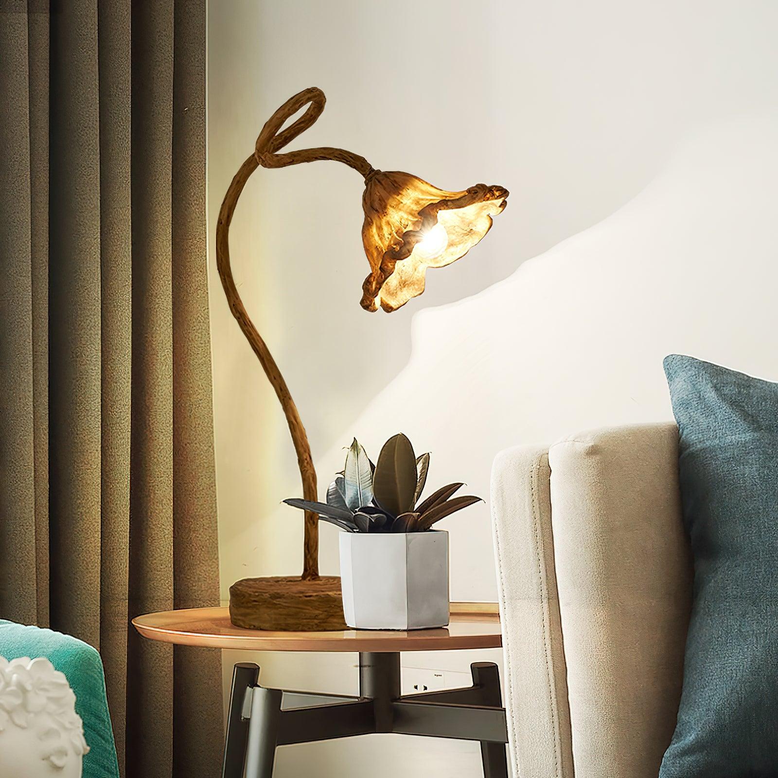 Artistic Lotus Leaf Table Lamp - Blowlighting