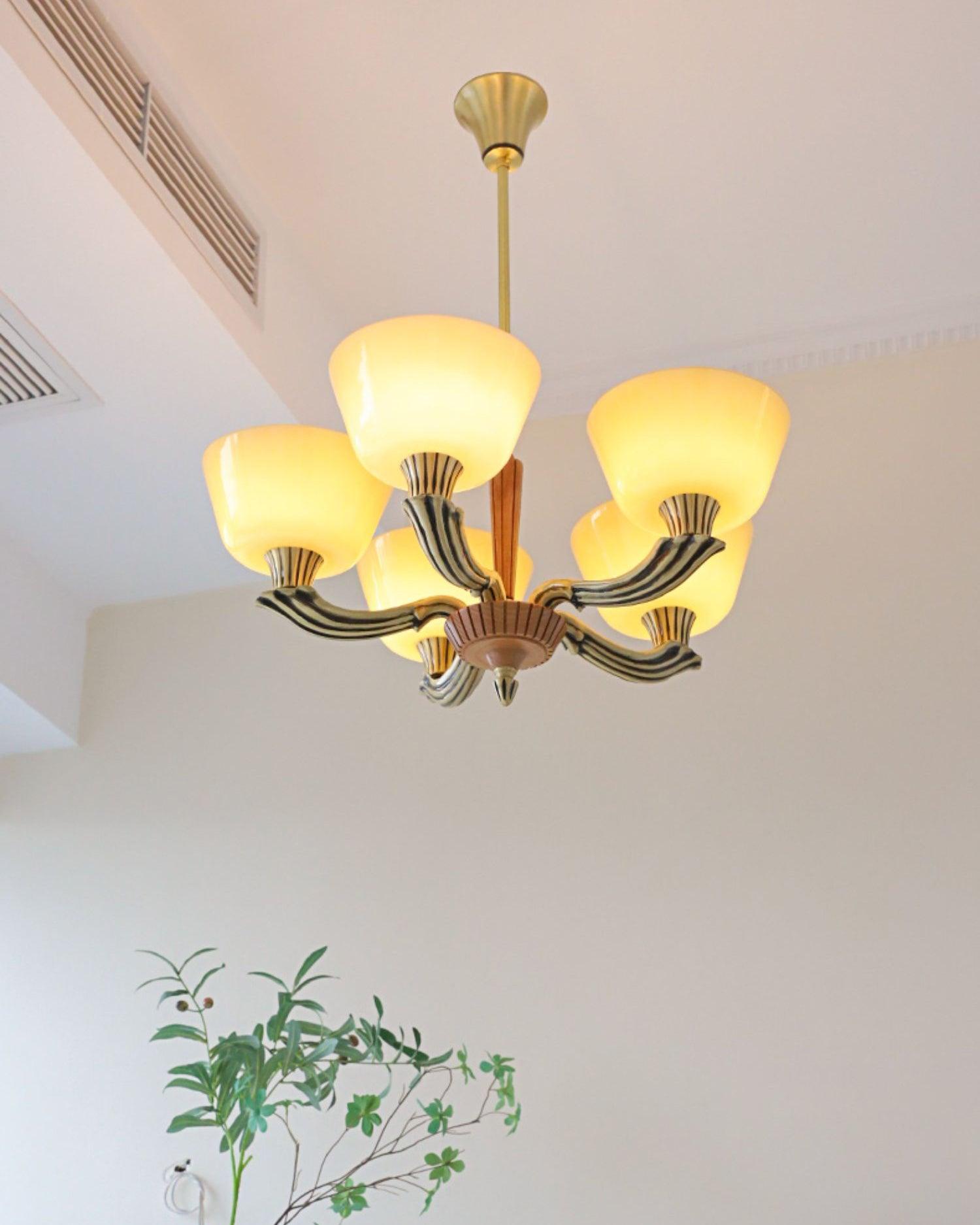 Lustra Chandelier Flared Shade Vintage - Blowlighting