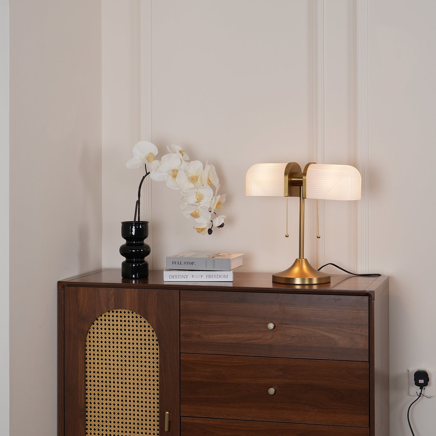 Ashby Table Lamp - Blowlighting