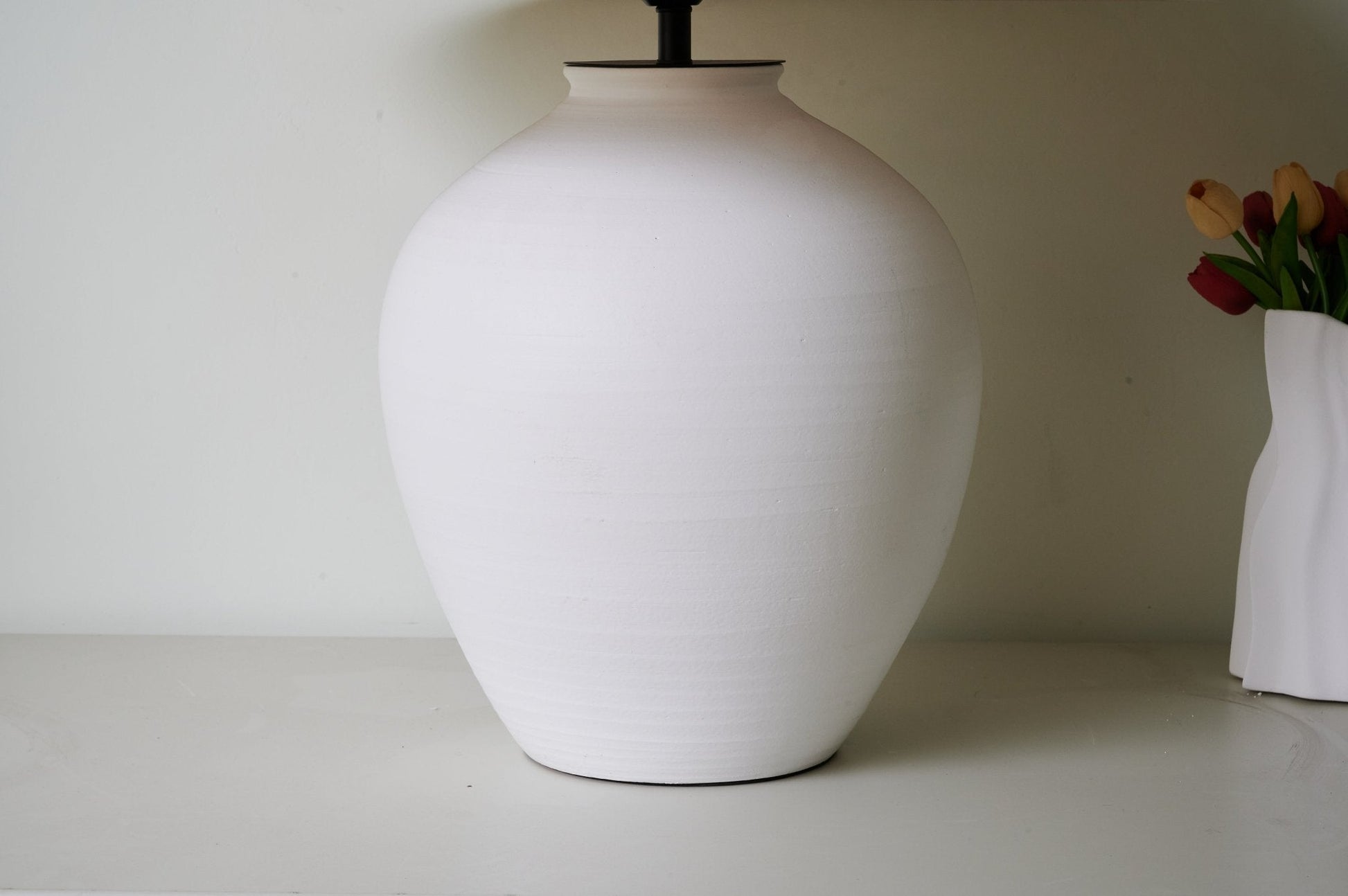 Aterra Ceramic Table Lamp - Blowlighting