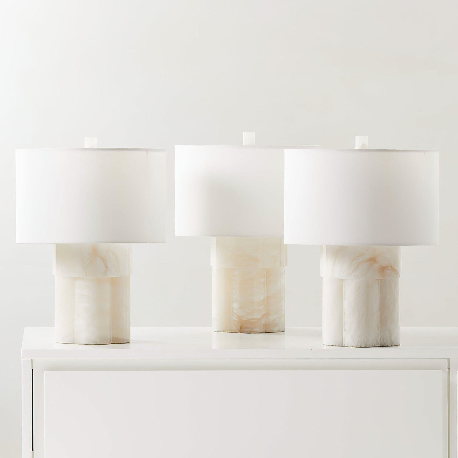 Selene Modern Alabaster Table Lamp - Blowlighting