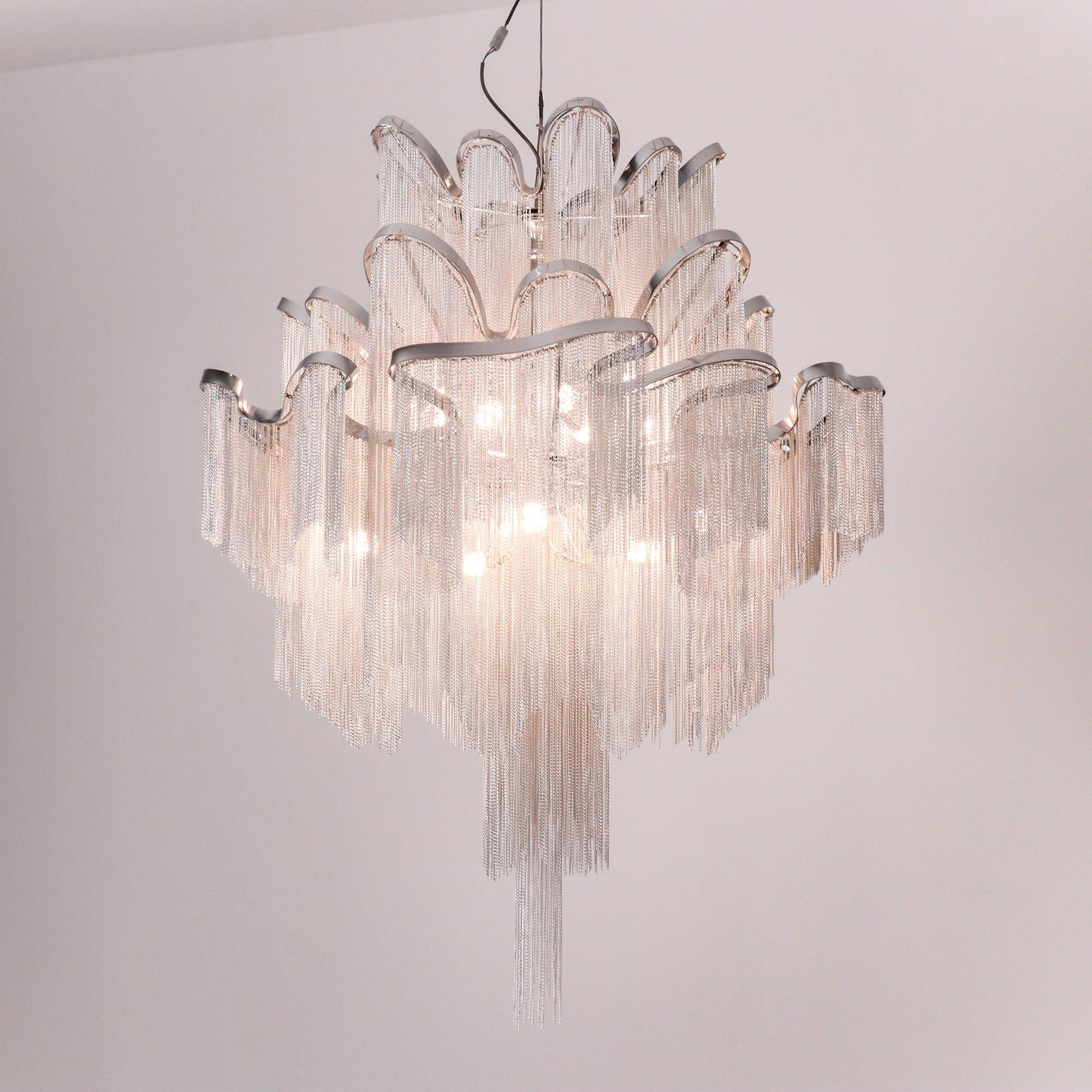 Stream Chain Chandelier - Blowlighting
