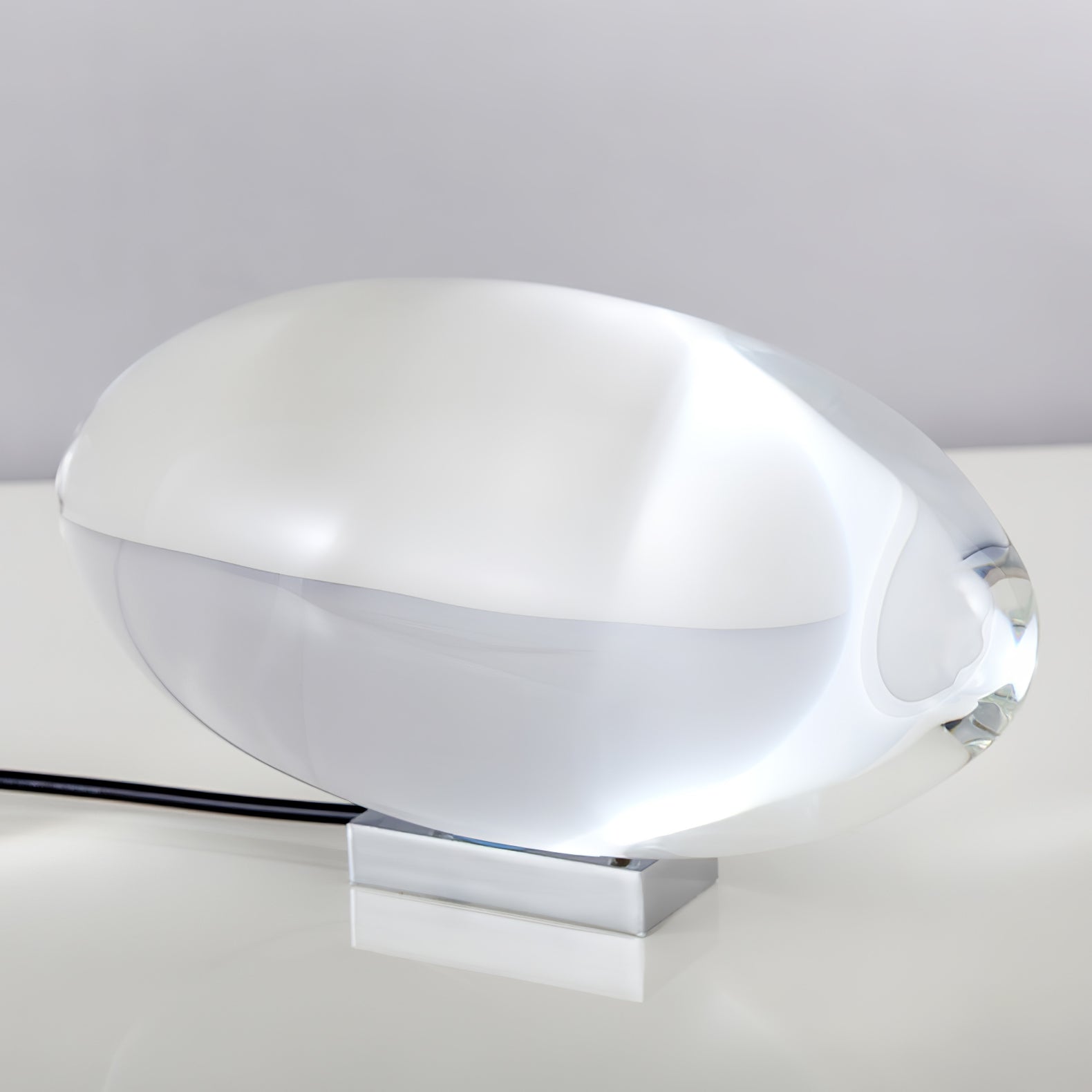 Atman Table Lamp - Blowlighting