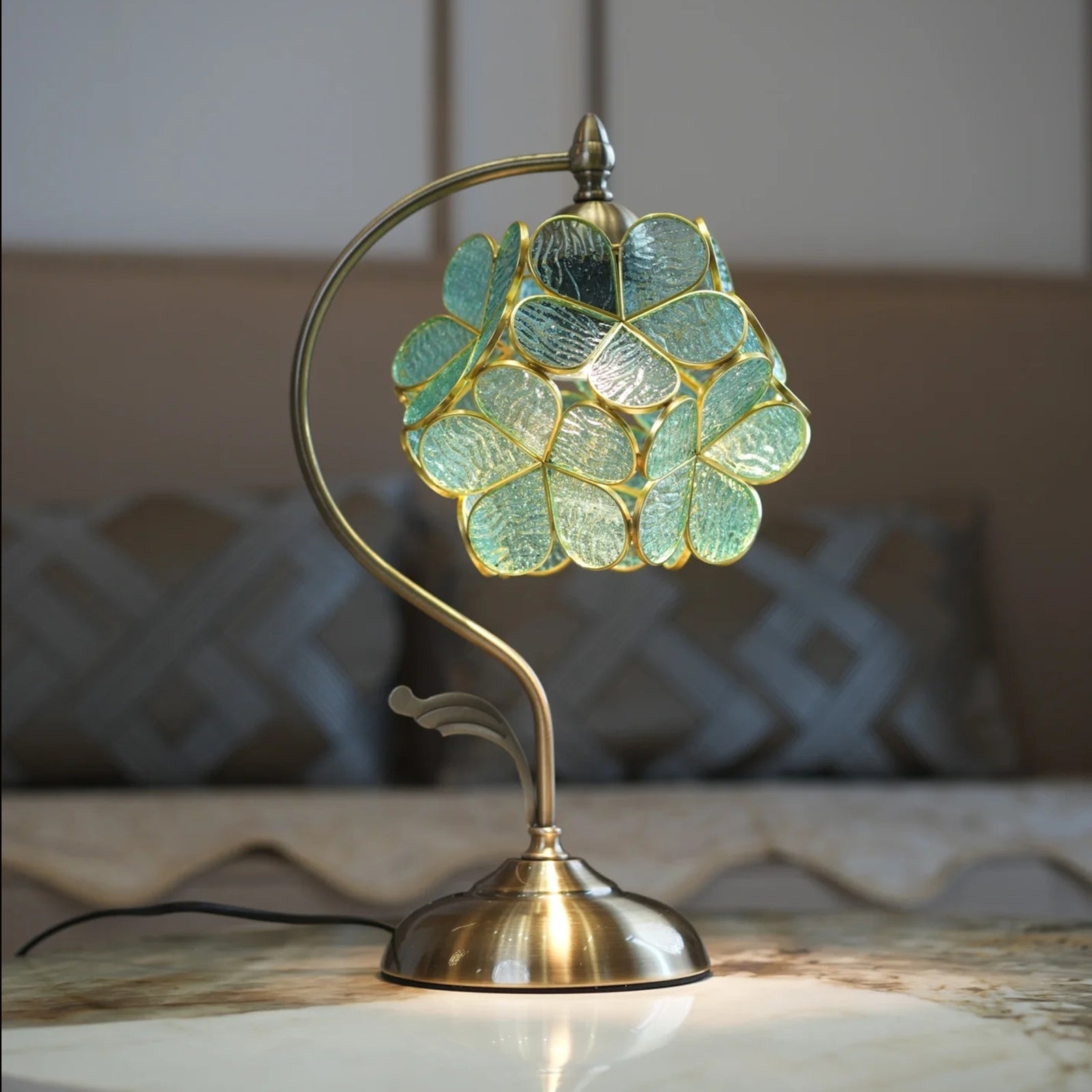 Aurelia Leaf Table Lamp - Blowlighting