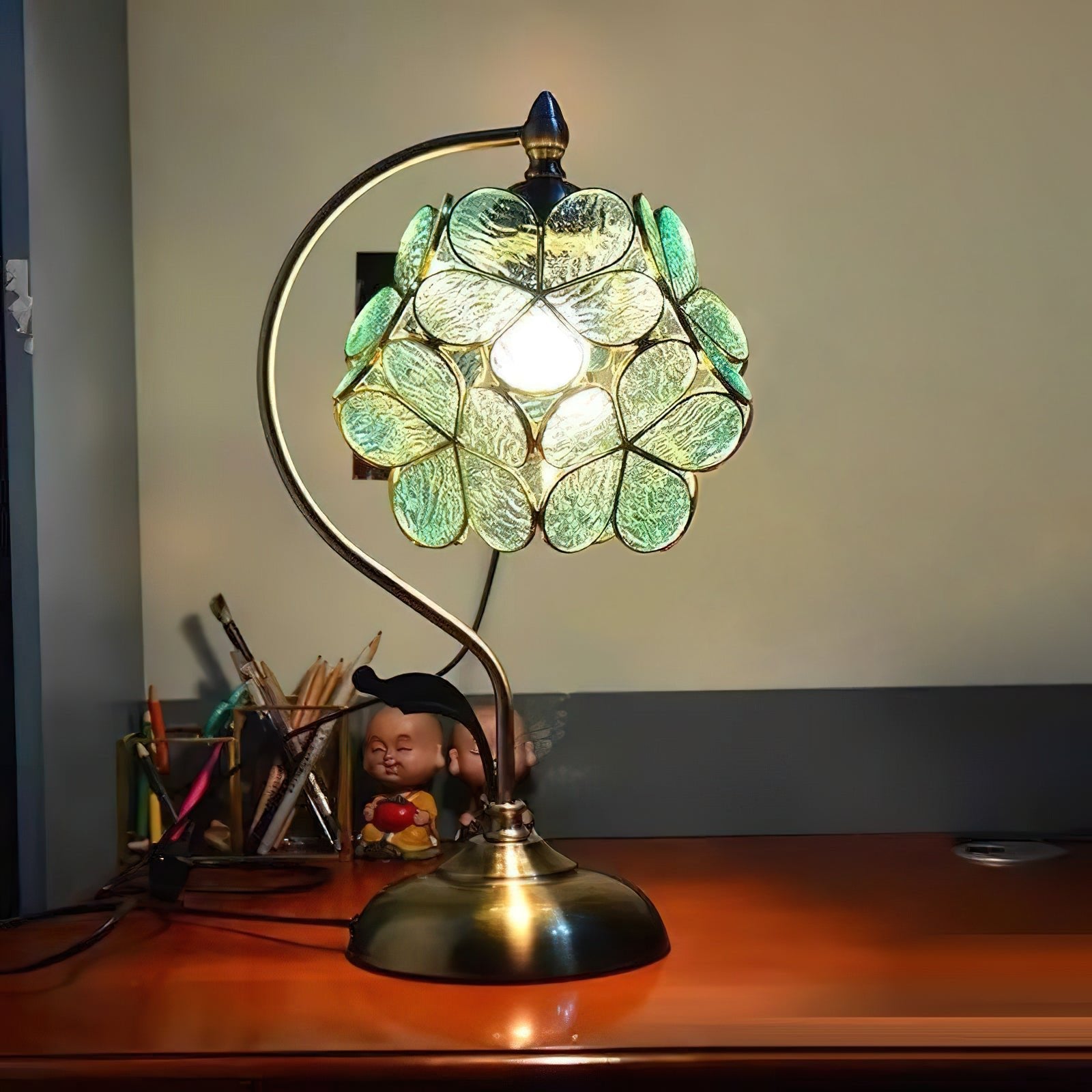 Aurelia Leaf Table Lamp - Blowlighting