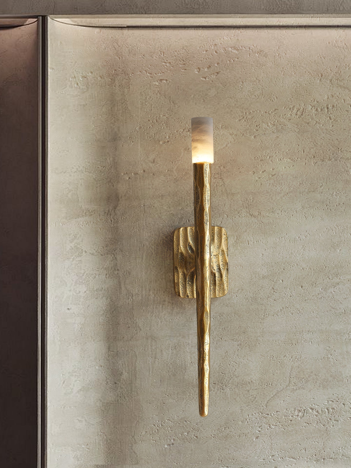 Aurelian Sculpted Alabaster Sconce - Vakkerlight
