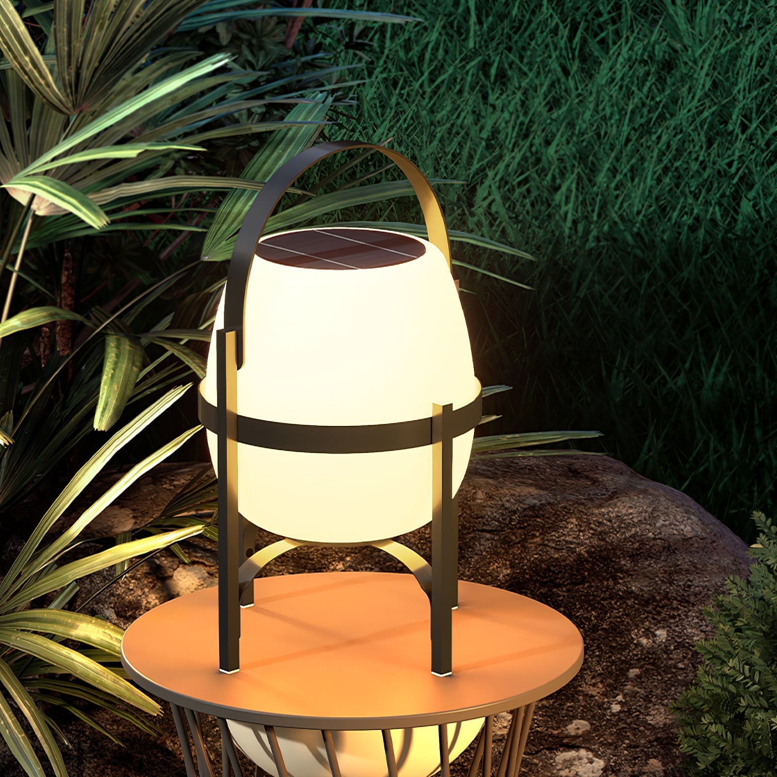Auren Lantern Outdoor Lamp - Blowlighting