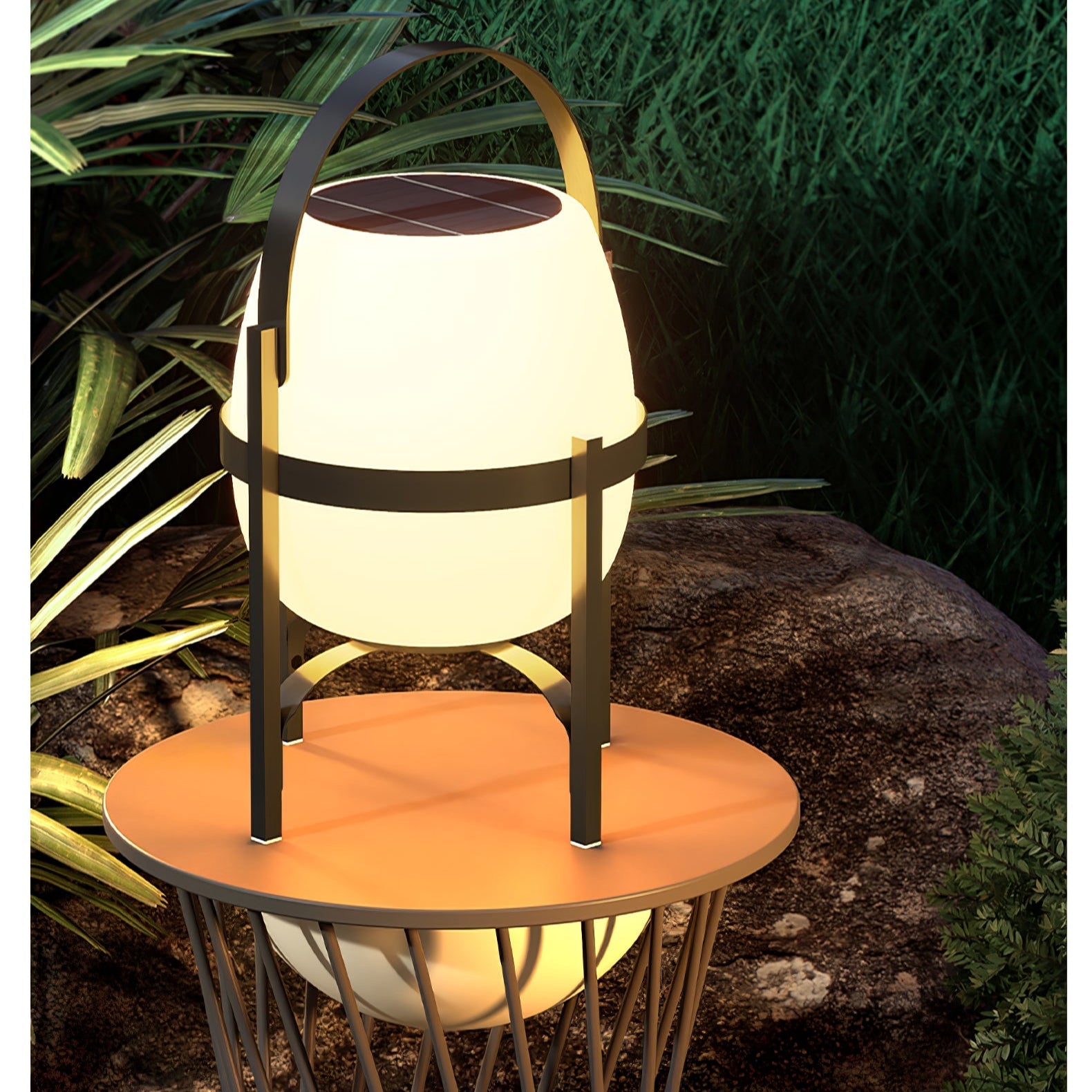 Auren Lantern Outdoor Lamp - Blowlighting